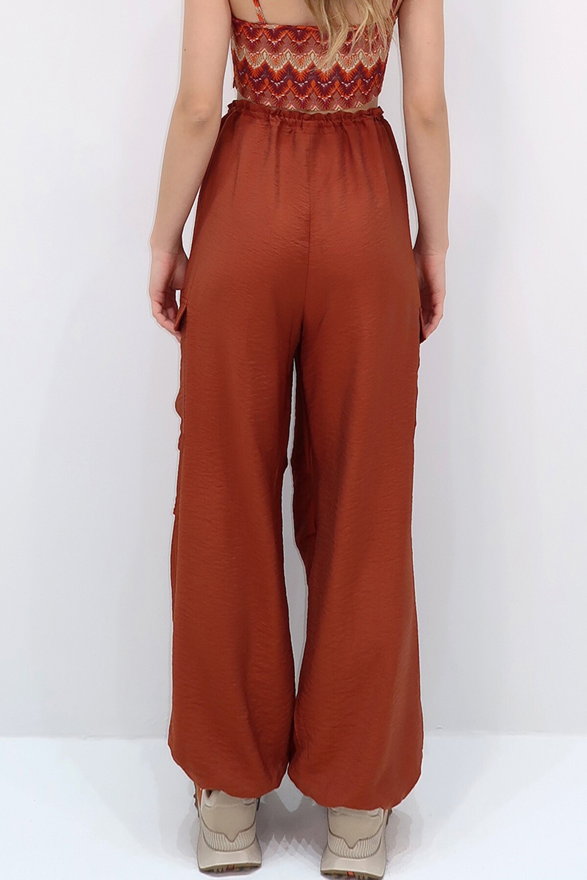 Kiremit Kargo Cepli Paçası Lastikli Aerobin Dokuma Kargo Pantolon