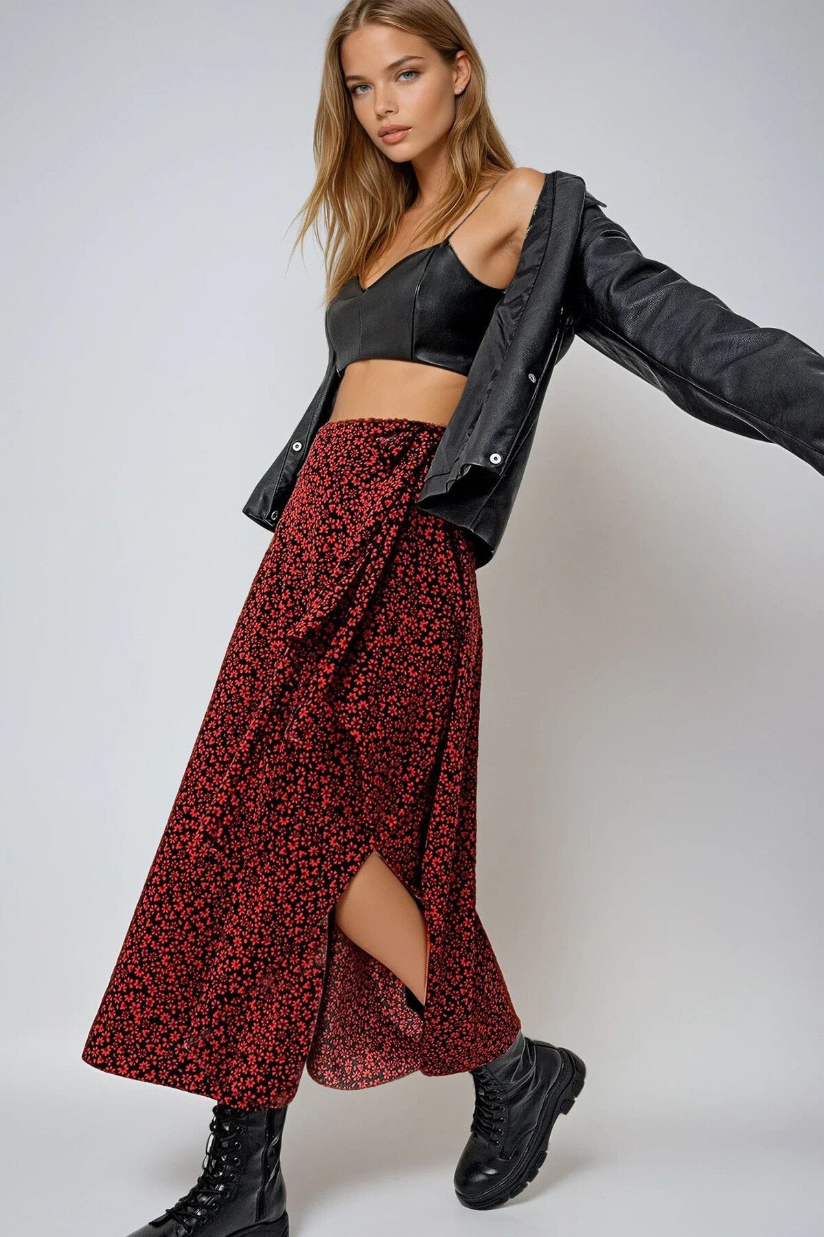 Kırmızı Asimetrik Kesim Beli Bağlamalı Etek