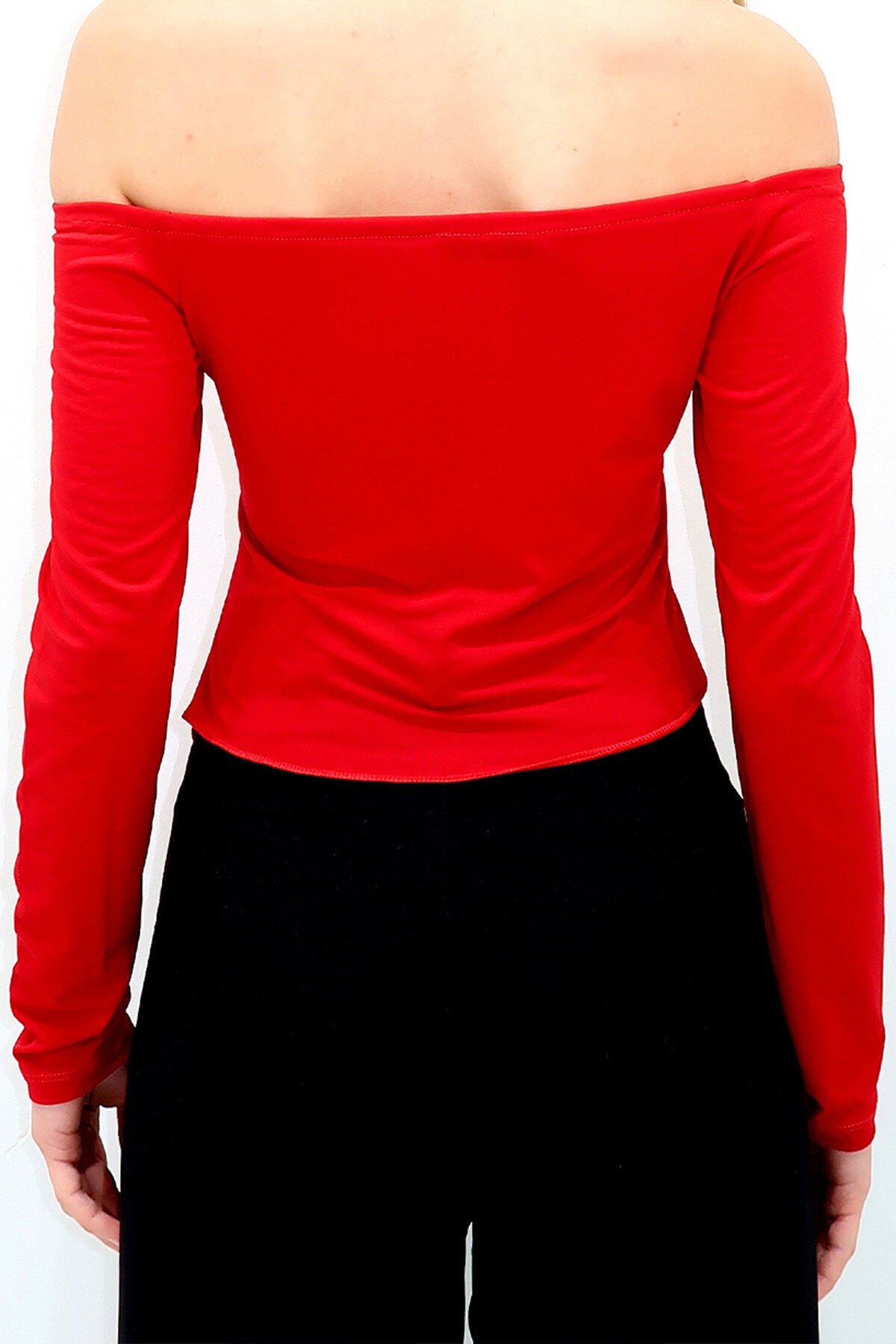 Kırmızı Asimetrik Kesim Önü Büzdürmeli Madonna Yaka Sandy Bluz