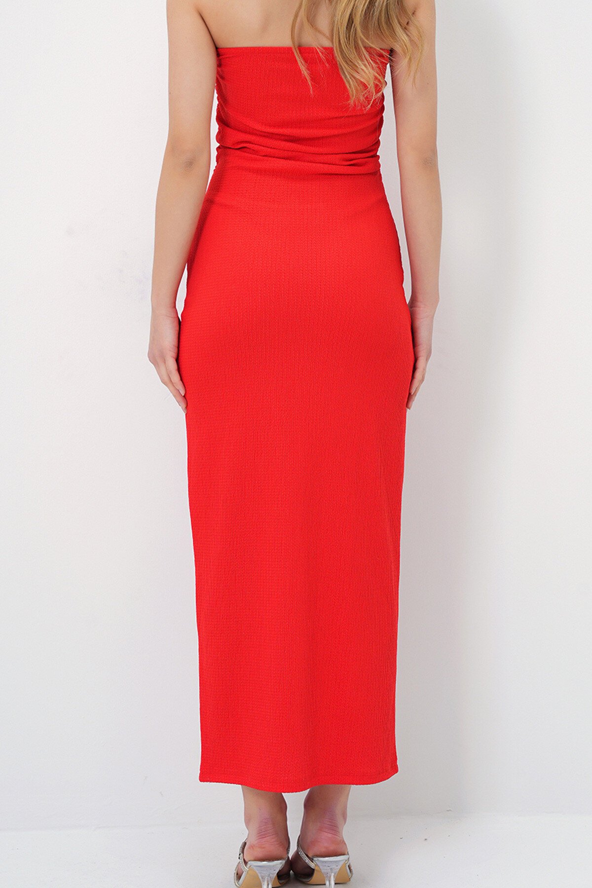 Kırmızı Bürümcük Kumaş Yanları Büzgülü Yazlık Straplez Elbise