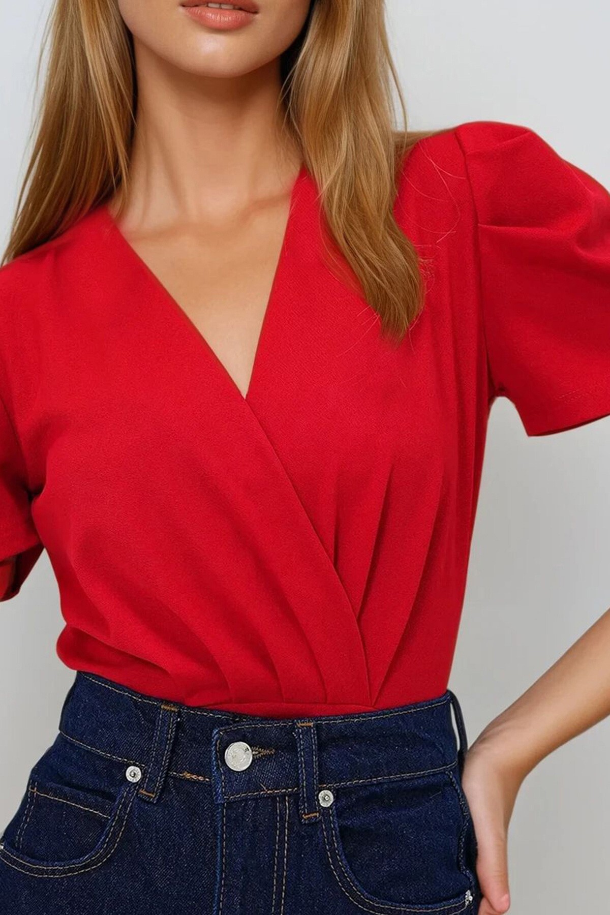 Kırmızı Kruvaze Yaka Prenses Kol Örme Krep Bluz