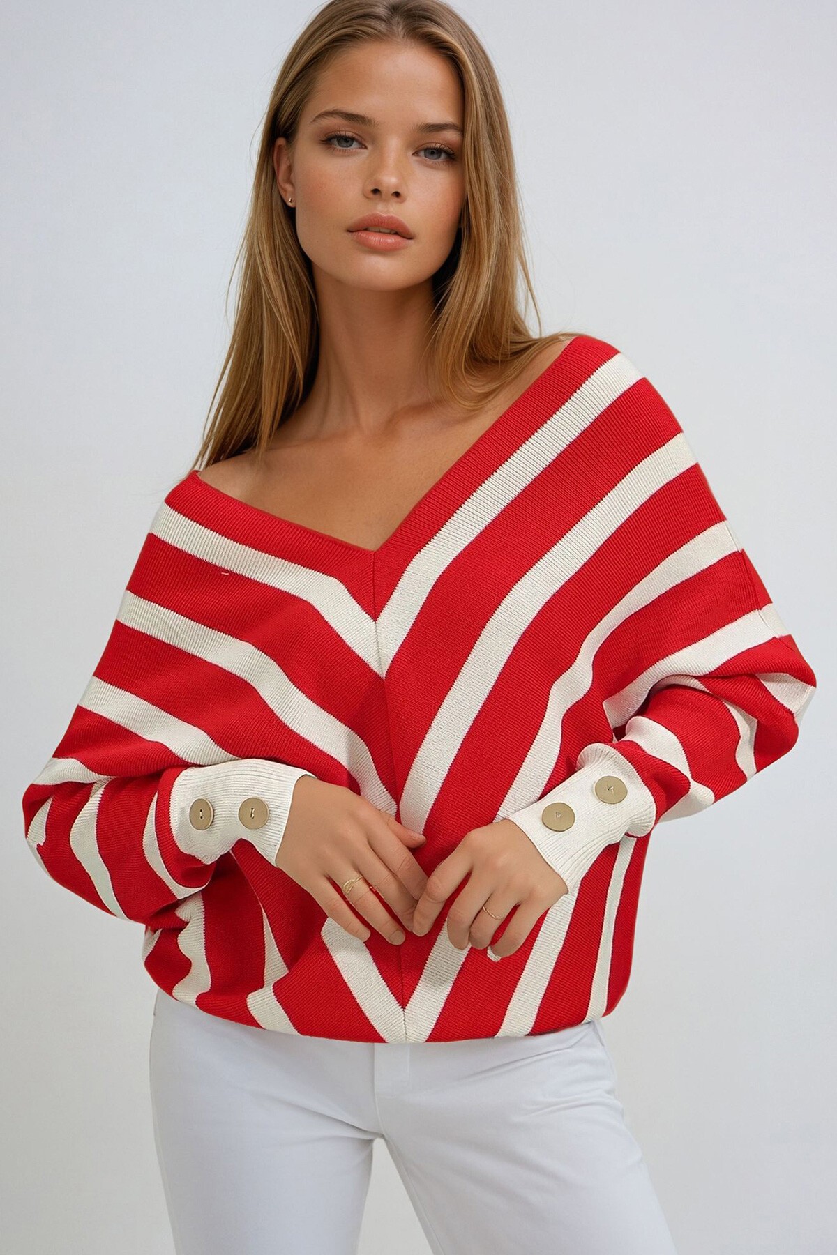 Kırmızı V Yaka Verev Çizgili Oversize Triko Kazak