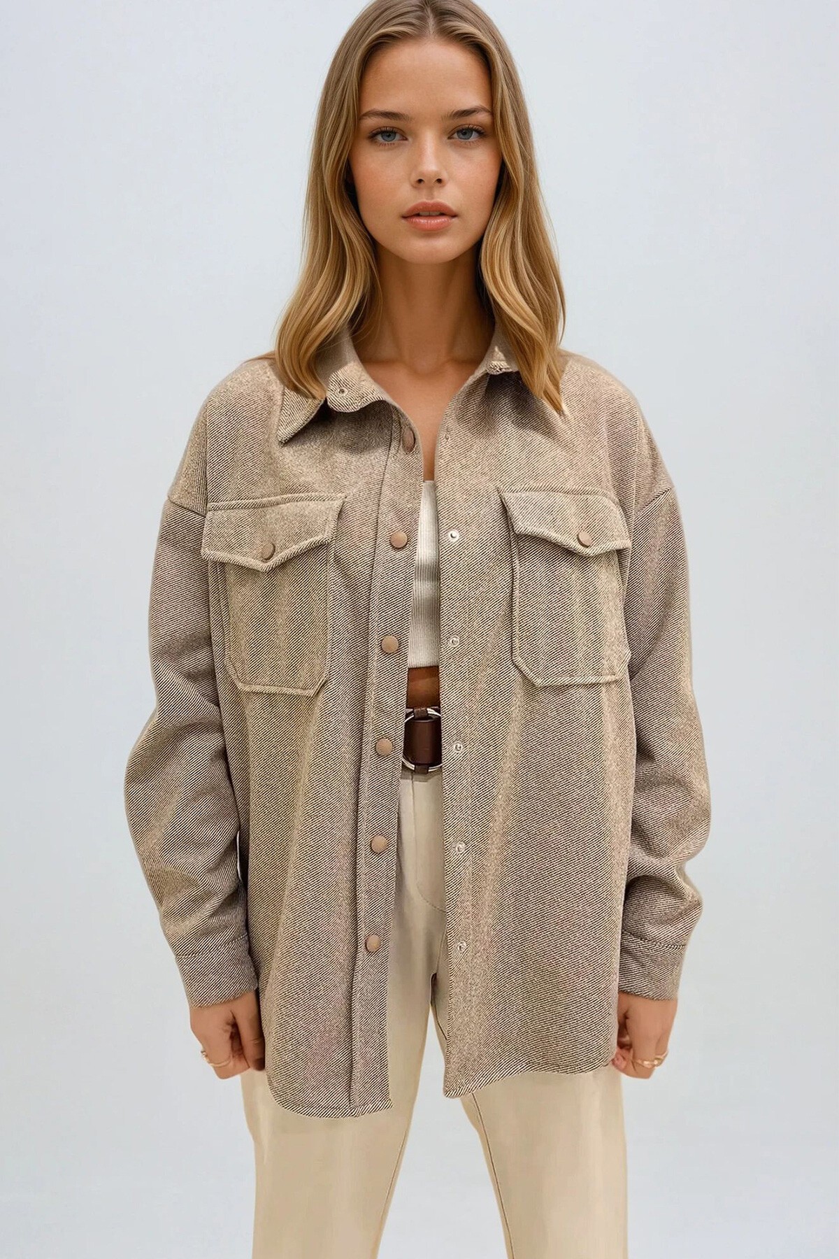 Koyu Bej Çift Cepli Çıt Çıt Kapamalı Oversize Ceket