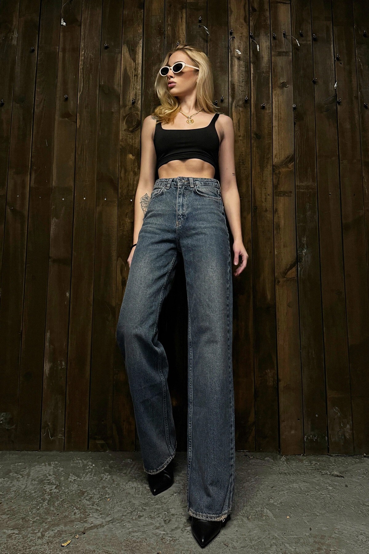 Koyu Mavi Yüksek Bel Beş Cepli Eskitmeli Palazzo Jean