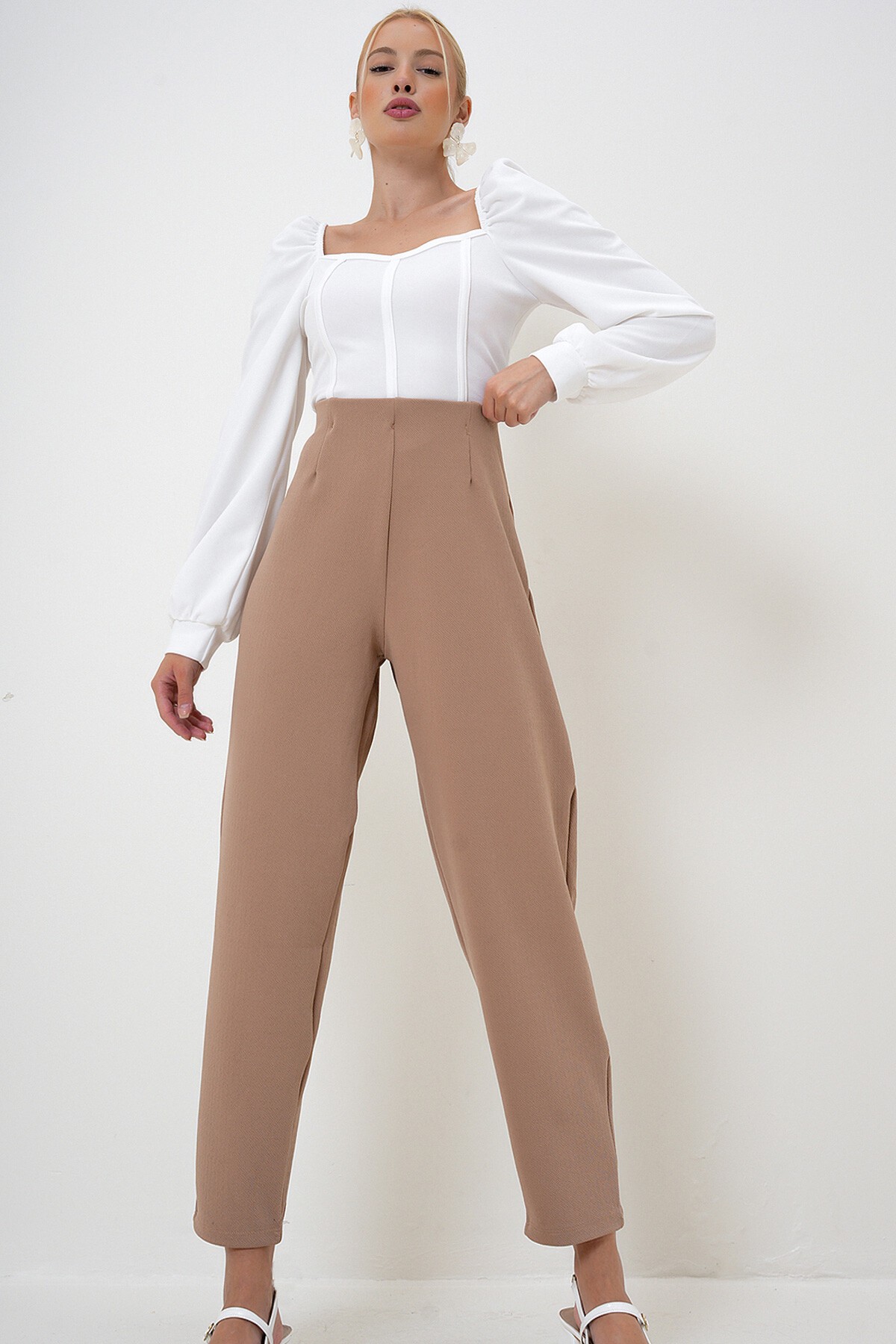 Koyubej Yüksek Bel Pensli Dökümlü Krep Örme Pantolon