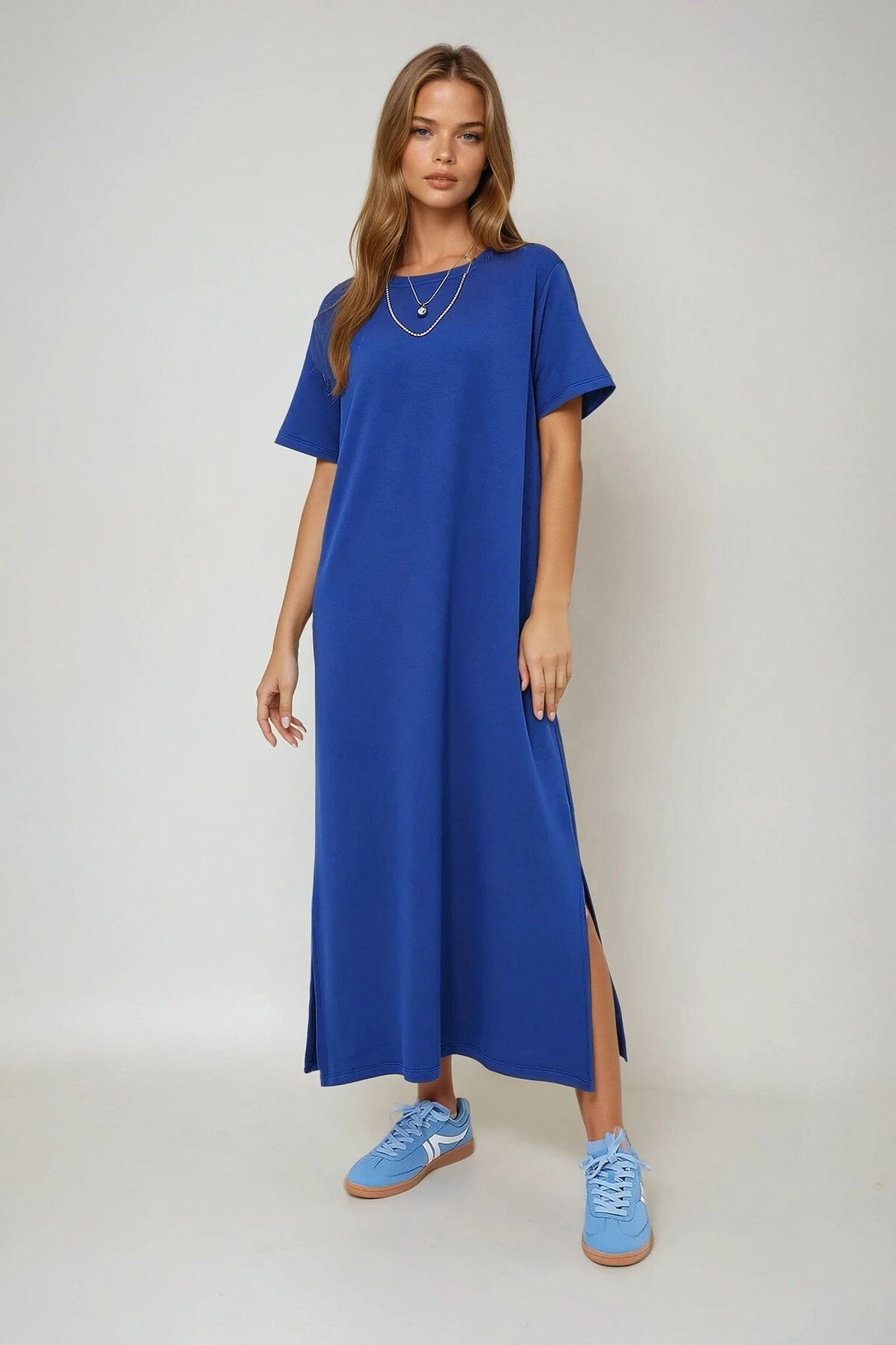 Lacivert Bisiklet Yaka Kısa Kollu Yırtmaçlı Örme Elbise