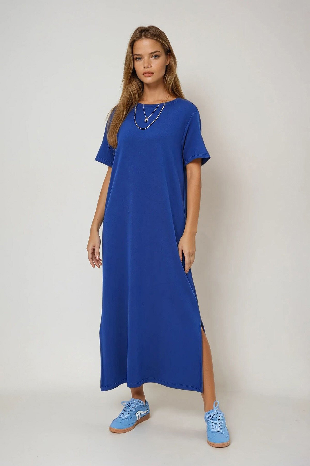 Lacivert Bisiklet Yaka Kısa Kollu Yırtmaçlı Örme Elbise