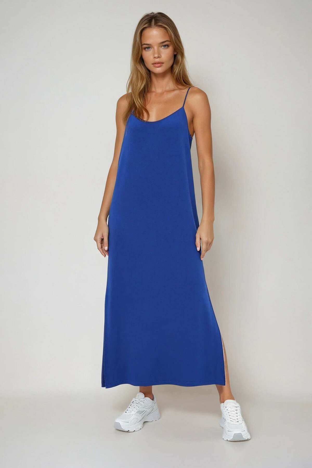 Lacivert İp Askılı Yırtmaçlı Yazlık Örme Elbise