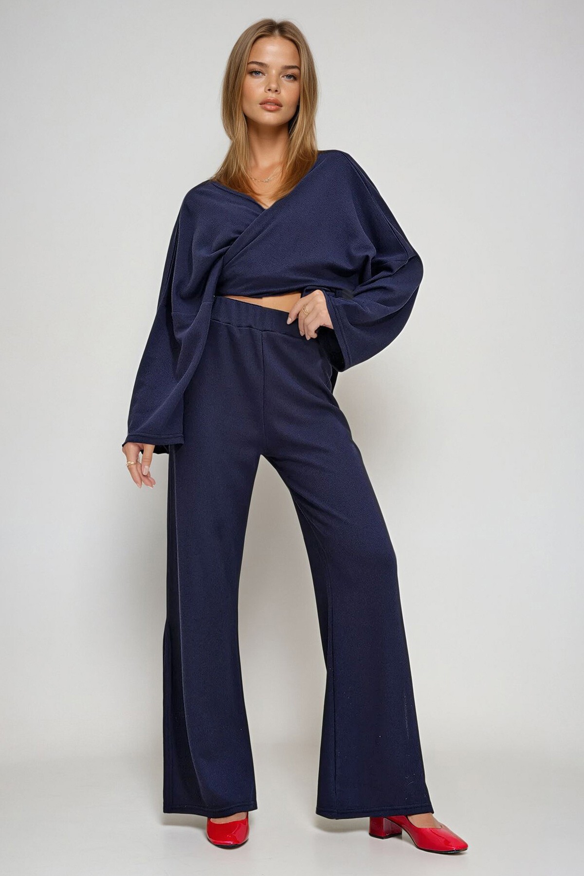 Lacivert Kruvaze Bağlamalı Bluz Yırtmaçlı Pantolon İkili Örme Takım
