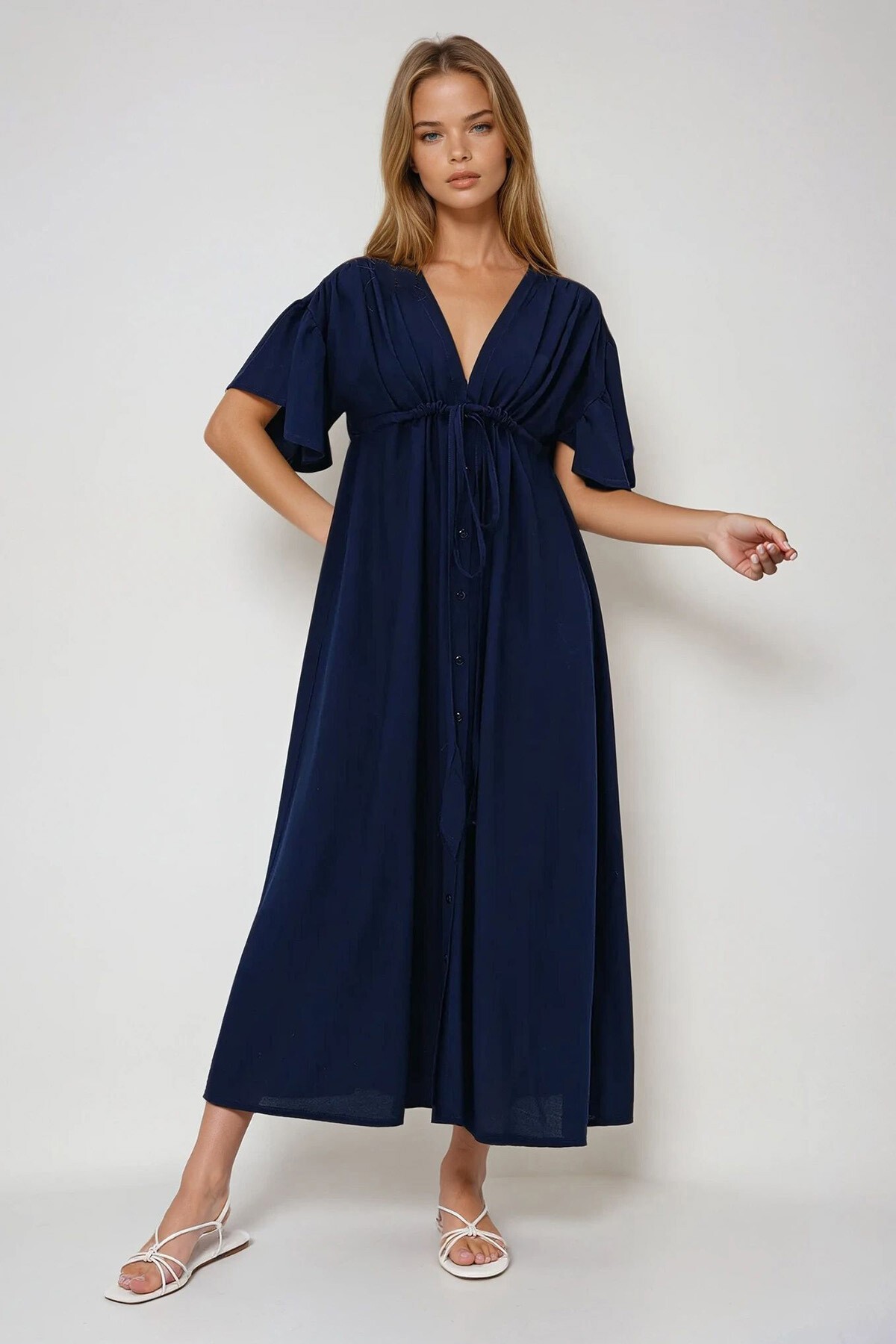 Lacivert V Yaka Sırt Dekolteli Bağlama Detaylı Önü Düğmeli Yazlık Poplin Elbise