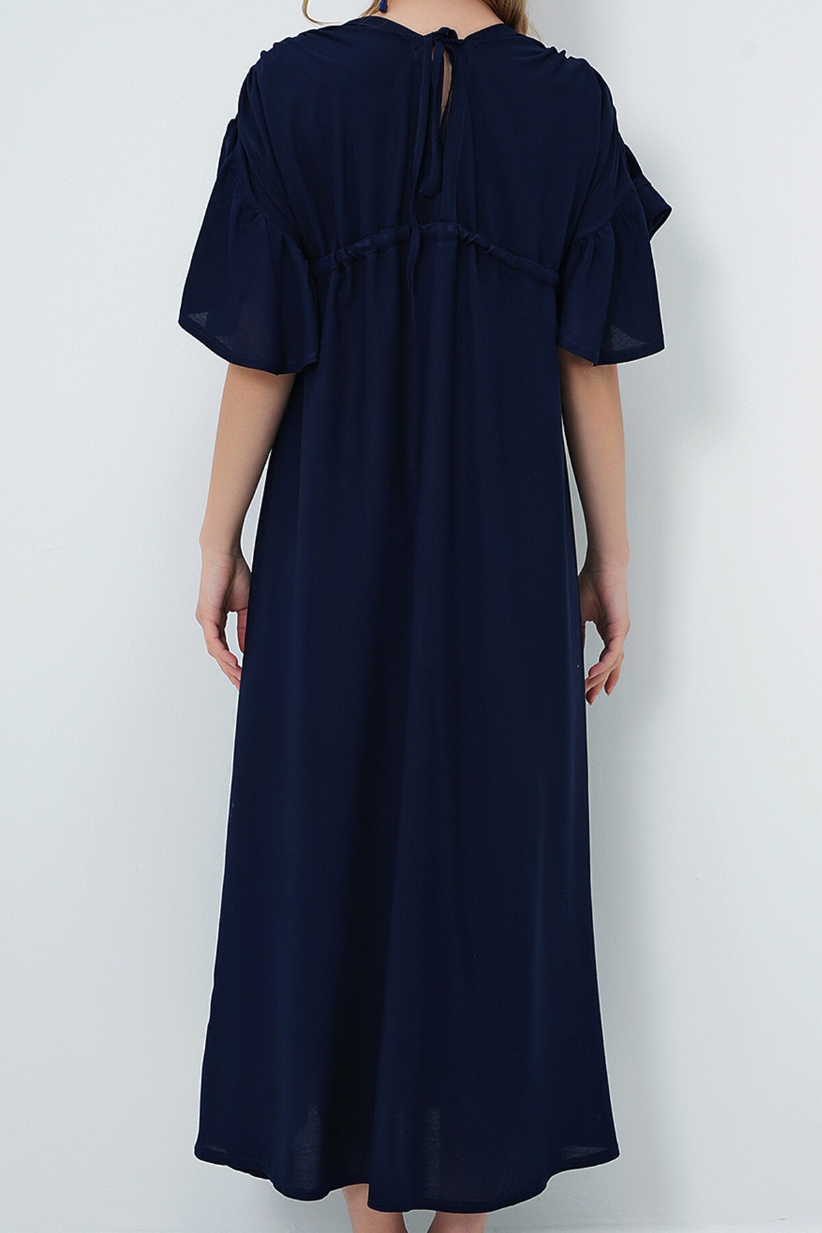 Lacivert V Yaka Sırt Dekolteli Bağlama Detaylı Önü Düğmeli Yazlık Poplin Elbise