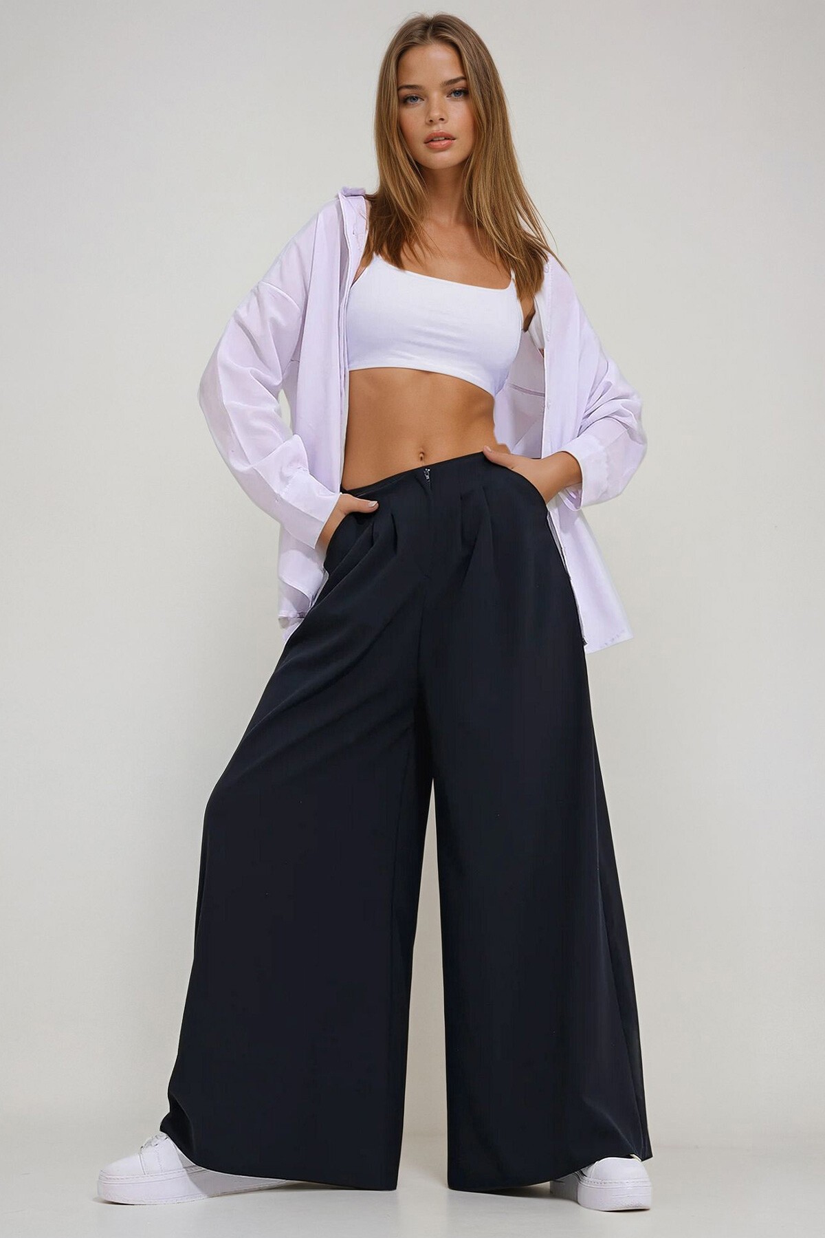 Lacivert Yüksek Bel Pensli Bol Paça Önden Fermuarlı Pantolon