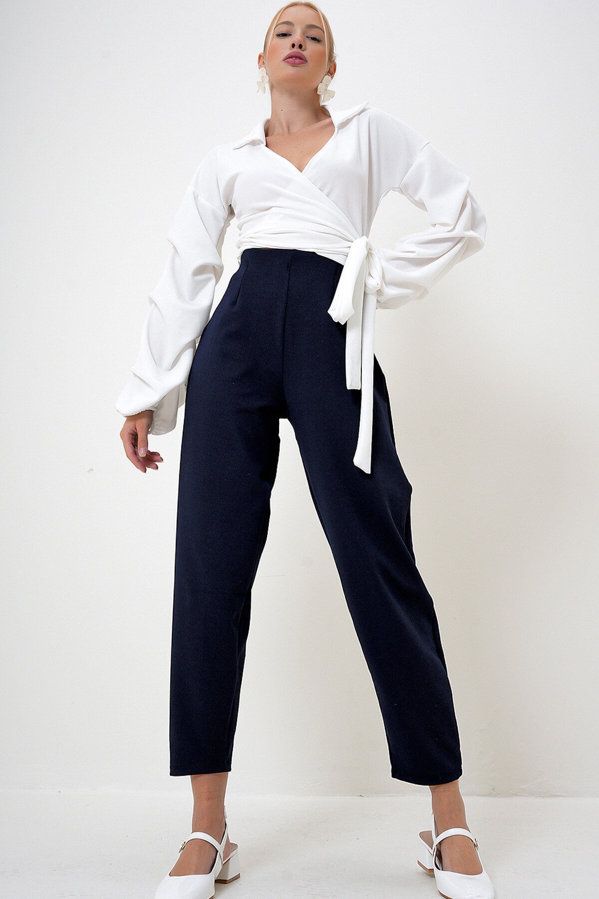 Lacivert Yüksek Bel Pensli Dökümlü Krep Örme Pantolon