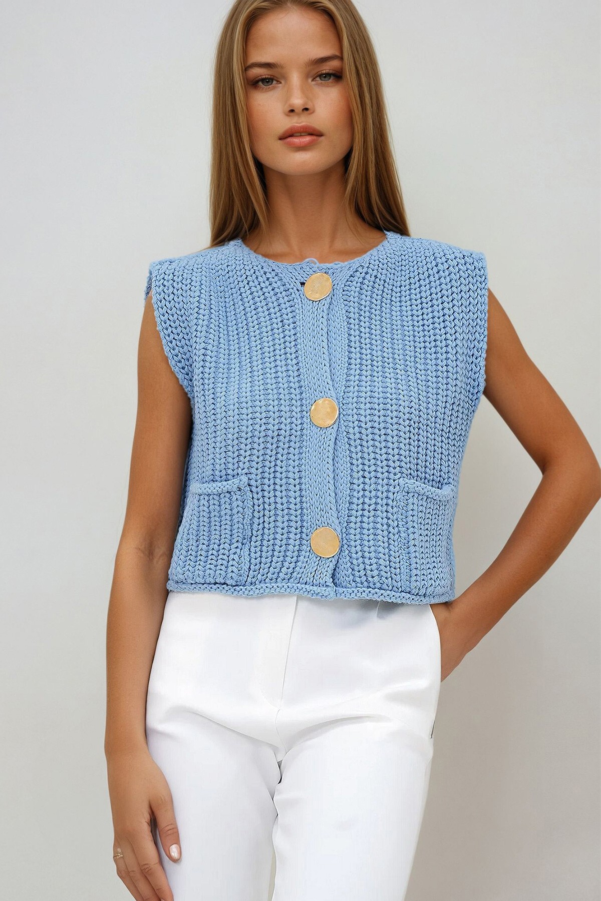 Mavi Gold Düğmeli Çift Cepli Triko Örme Yelek