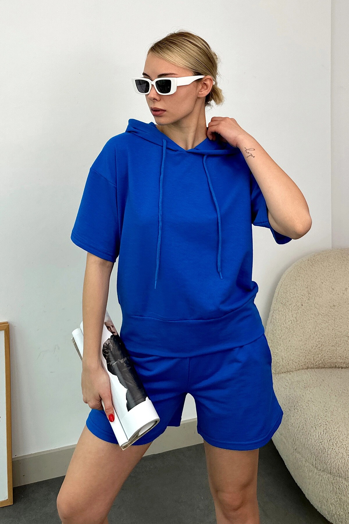 Mavi Kapüşonlu Sweatshirt Ve Şort İki İplik Takım