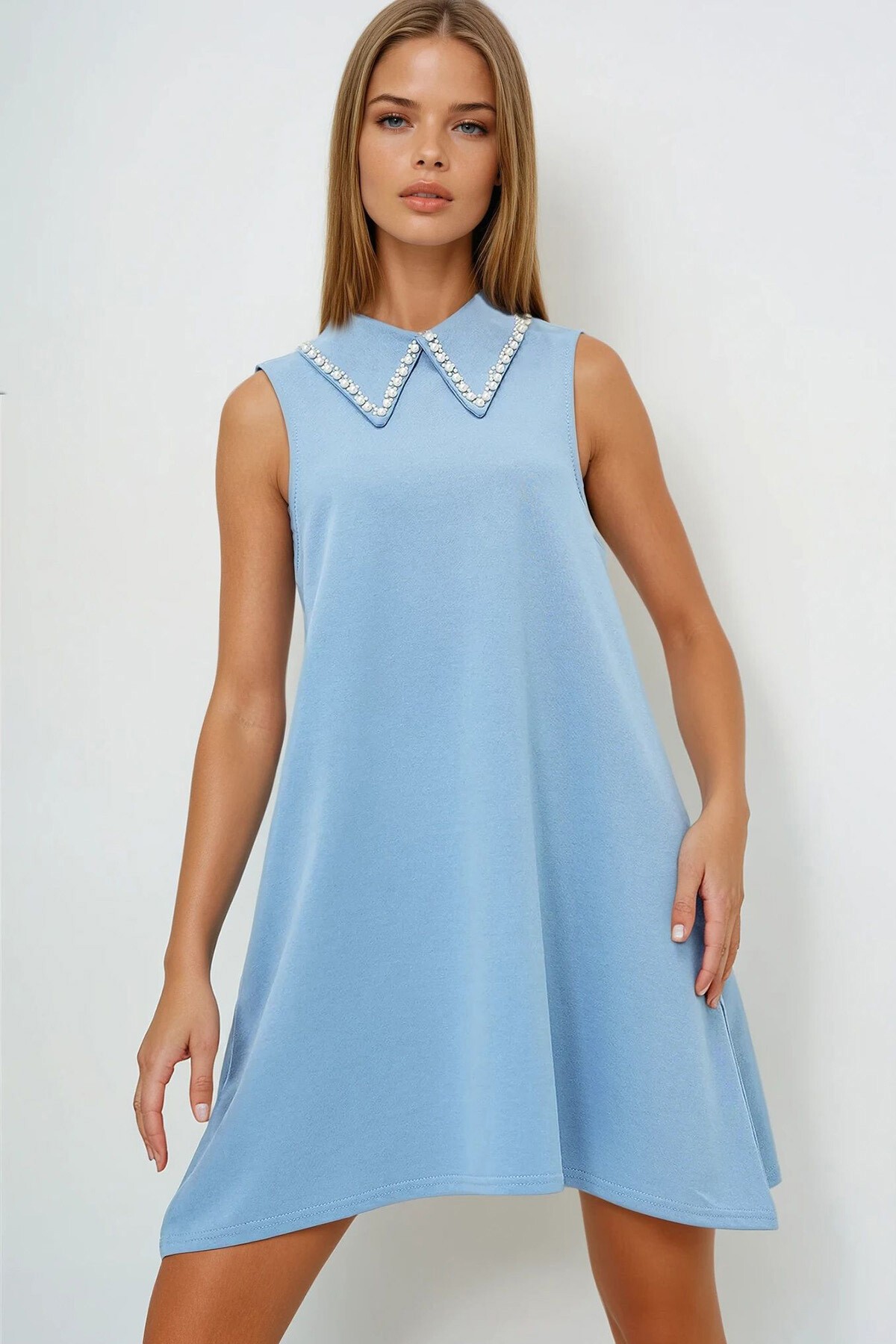 Mavi Suni İnci Yakalı Kolsuz Basic Elbise