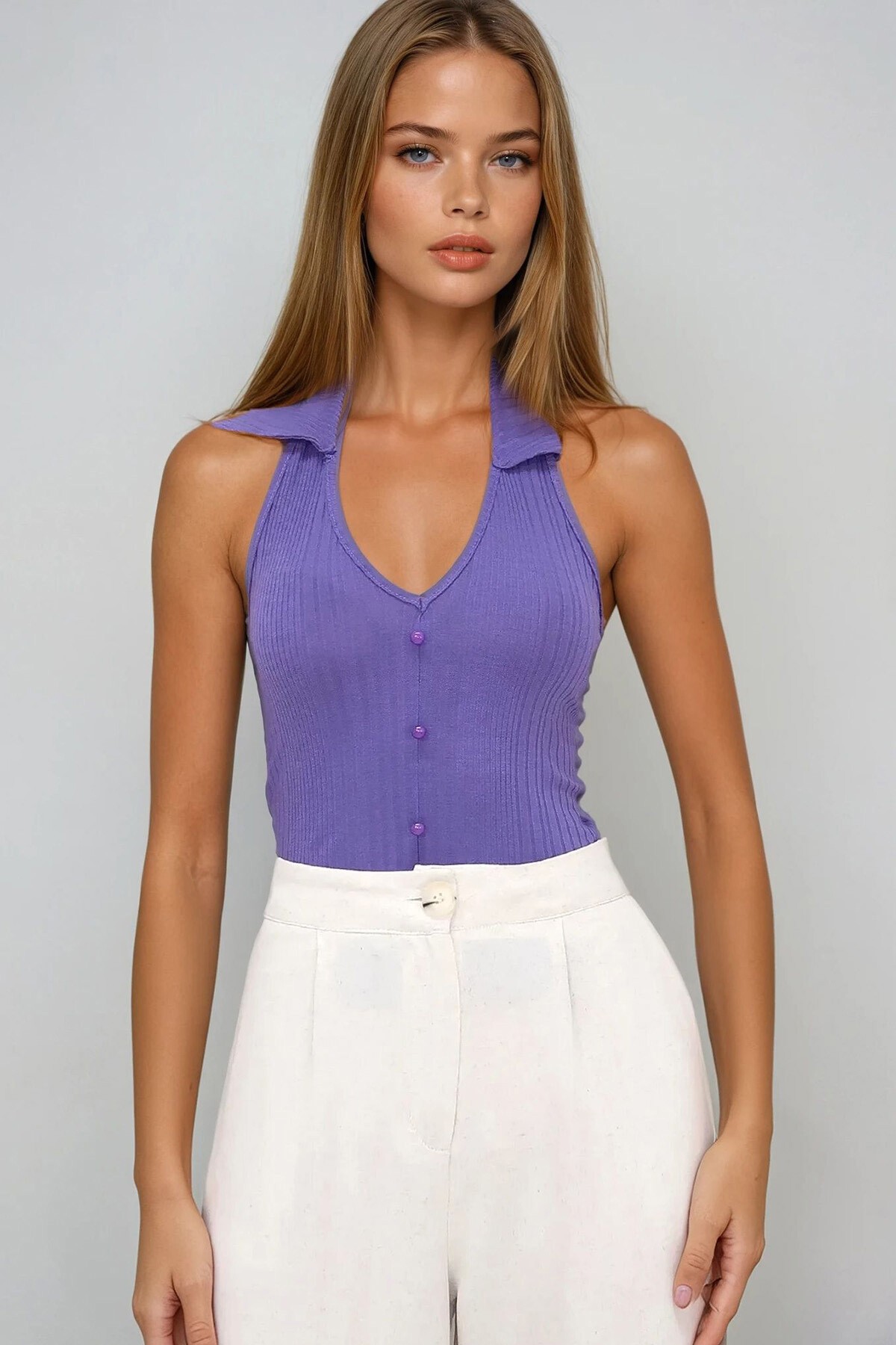 Mor V Yaka Sırt Dekolteli Düğme Detaylı Kolsuz Crop Bluz