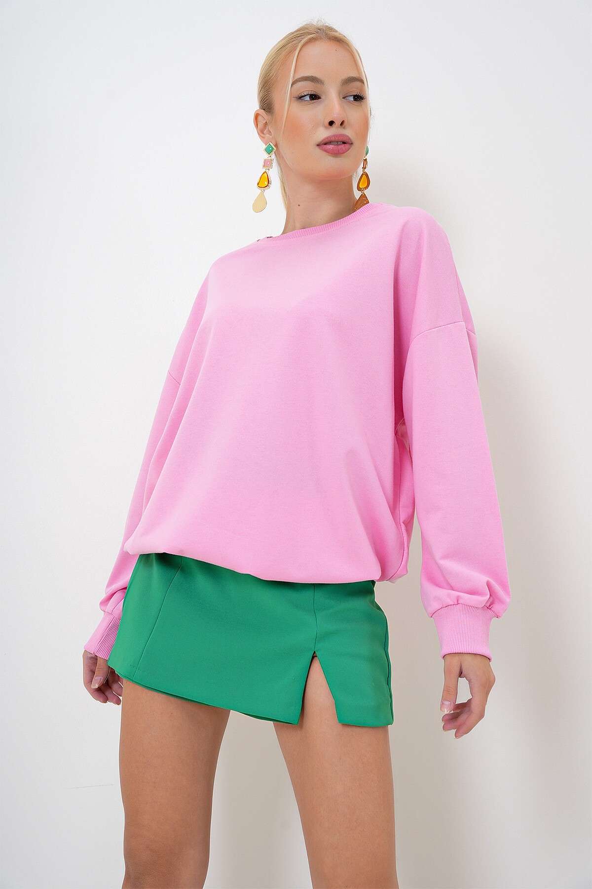 Pembe Bisiklet Yaka Oversize Basic Sweatshit