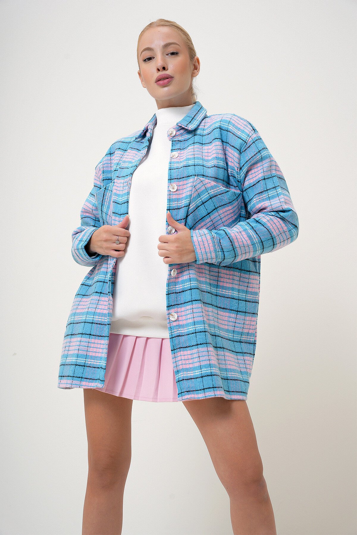 Pembe Mavi Ekoseli Çift Cepli Oversize Kaşe Gömlek