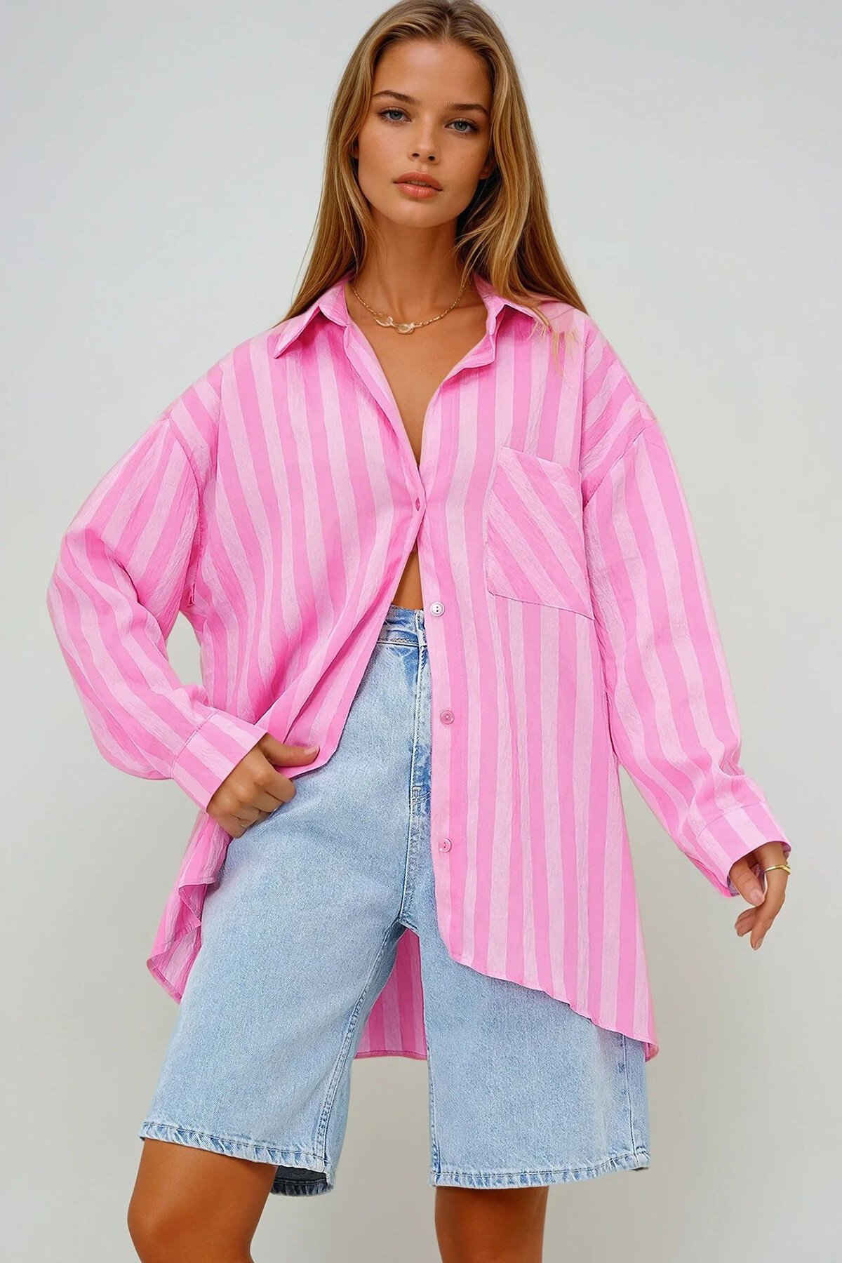 Pembe Renk Geçişli Cep Detaylı Oversize Dokuma Gömlek