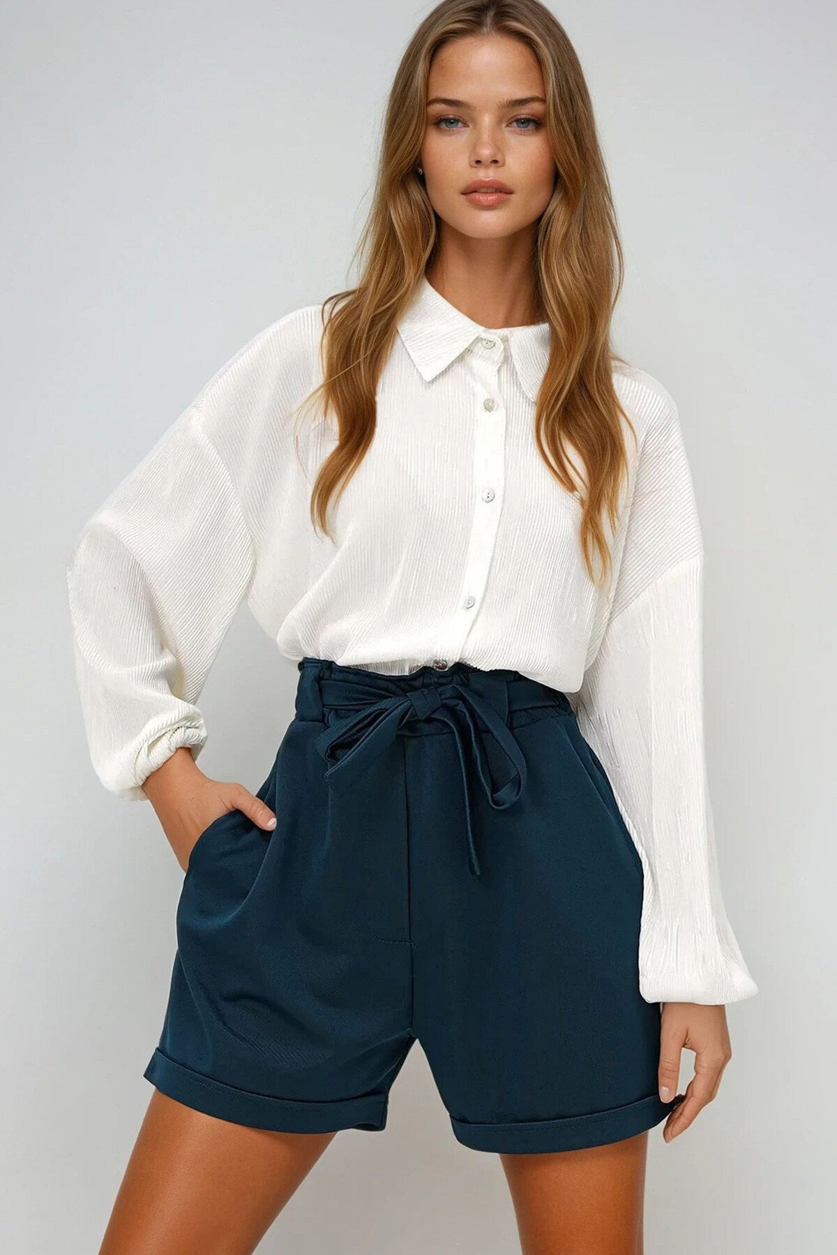 Petrol Yeşili Beli Lastikli Kemerli Çift Cep Duble Paça Carrot Gabardin Şort