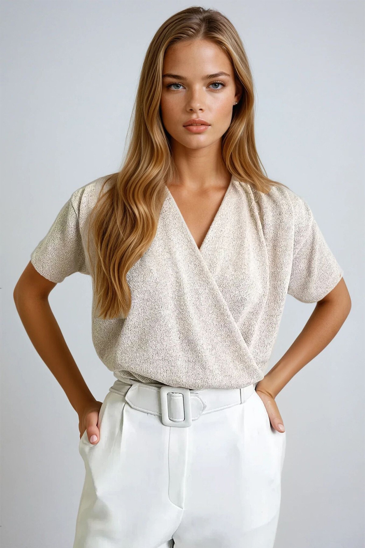 Simli Bej Kruvaze Yaka Kısa Kol Simli Örme Crop Bluz