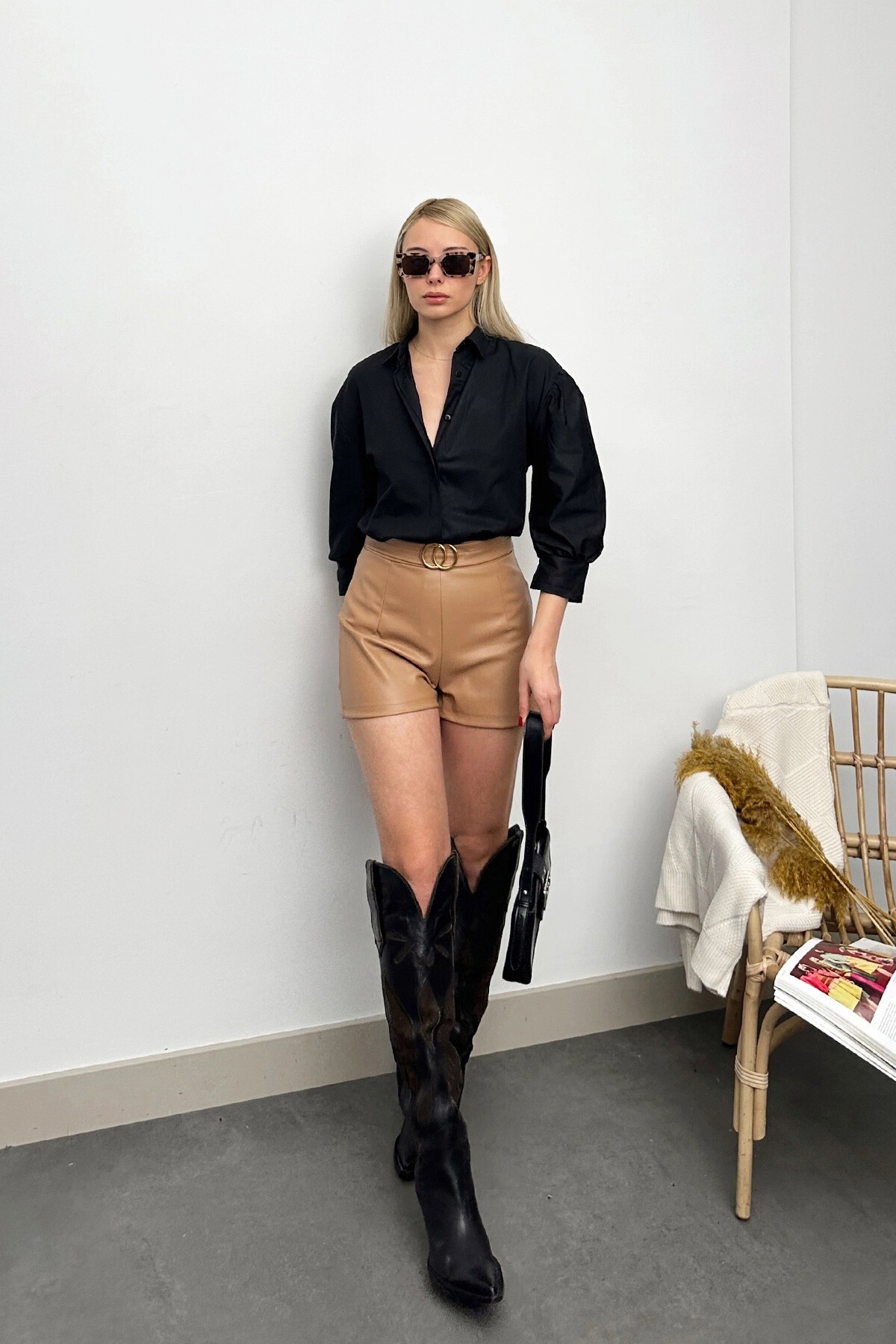 Siyah Balon Kol Gizli Patlı Basic Poplin Gömlek