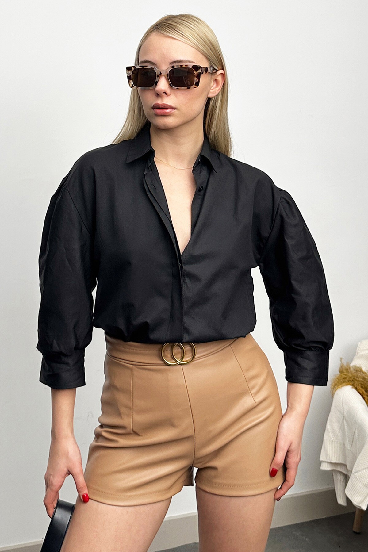 Siyah Balon Kol Gizli Patlı Basic Poplin Gömlek