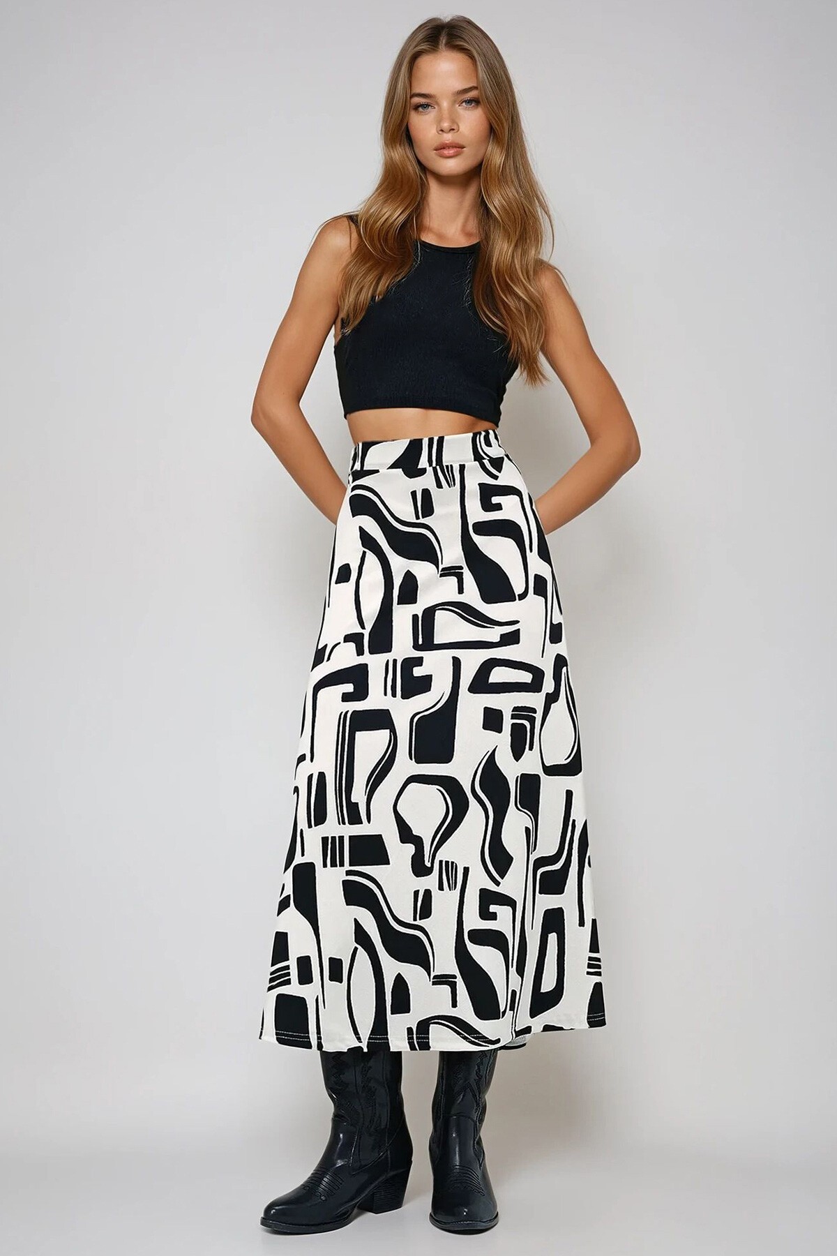 Siyah Batik Desenli Beli Lastikli Rahat Kesim Etek