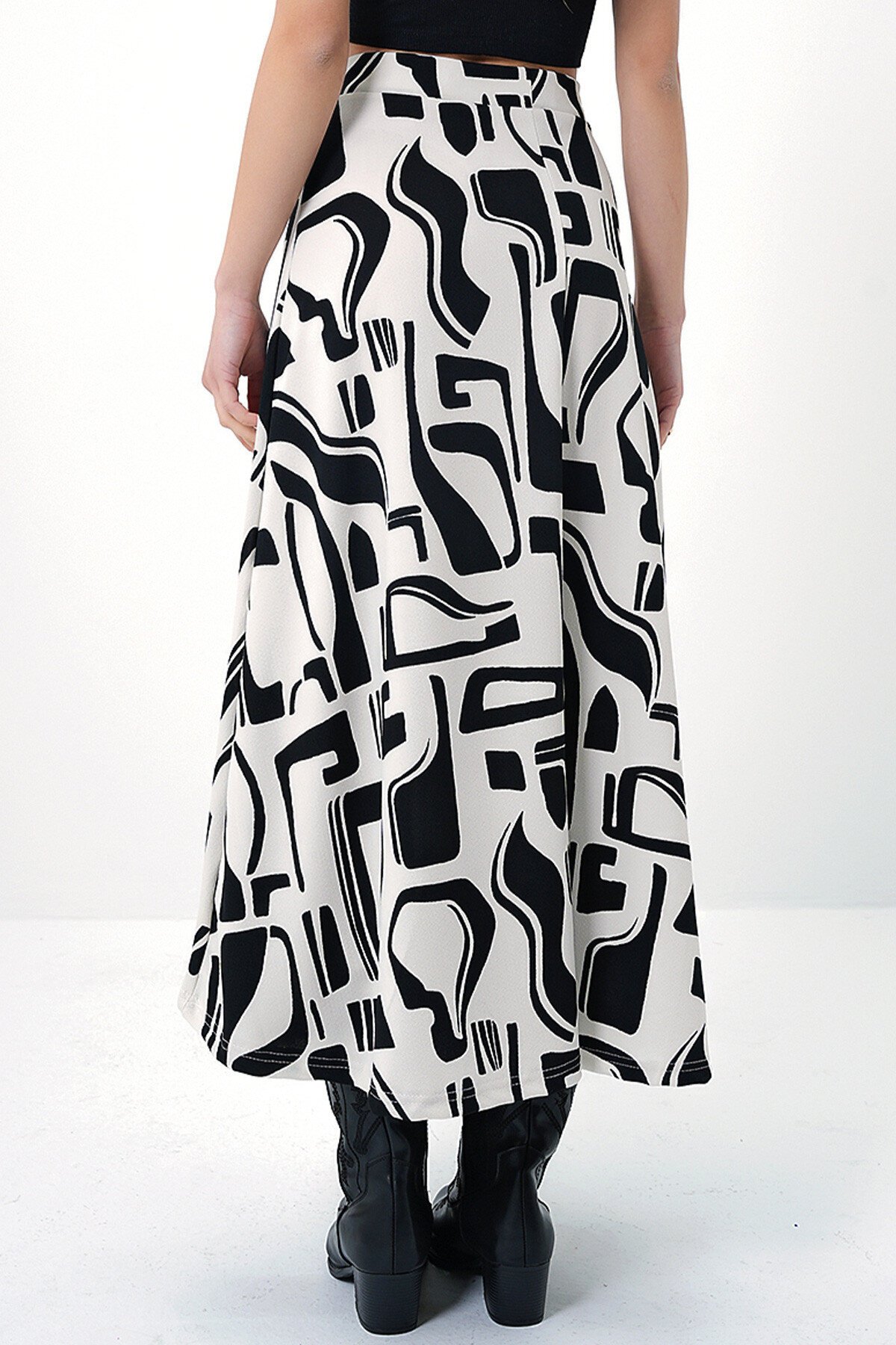 Siyah Batik Desenli Beli Lastikli Rahat Kesim Etek