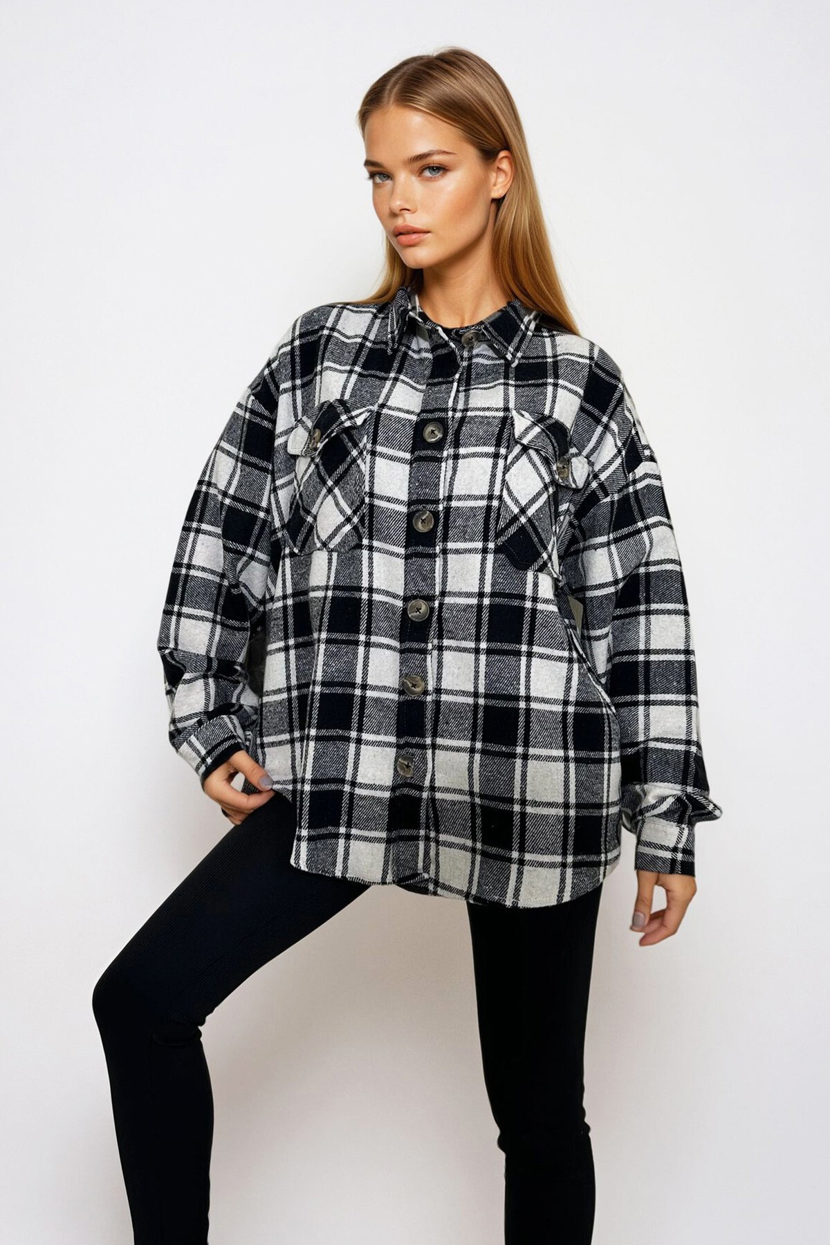 Siyah Beyaz Ekose Desenli Kaşe Pamuklu Oversize Safari Ceket Gömlek