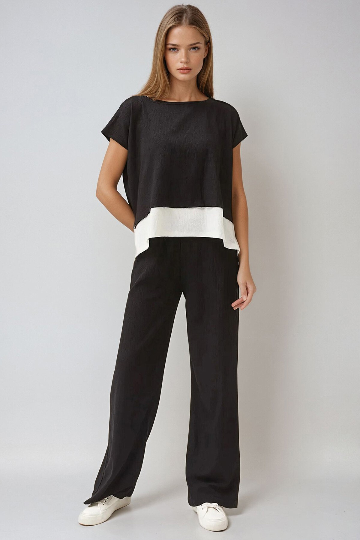 Siyah Bisiklet Yaka Eteği Garnili Bluz Ve Palazzo Pantolon İkili Krinkıl Takım