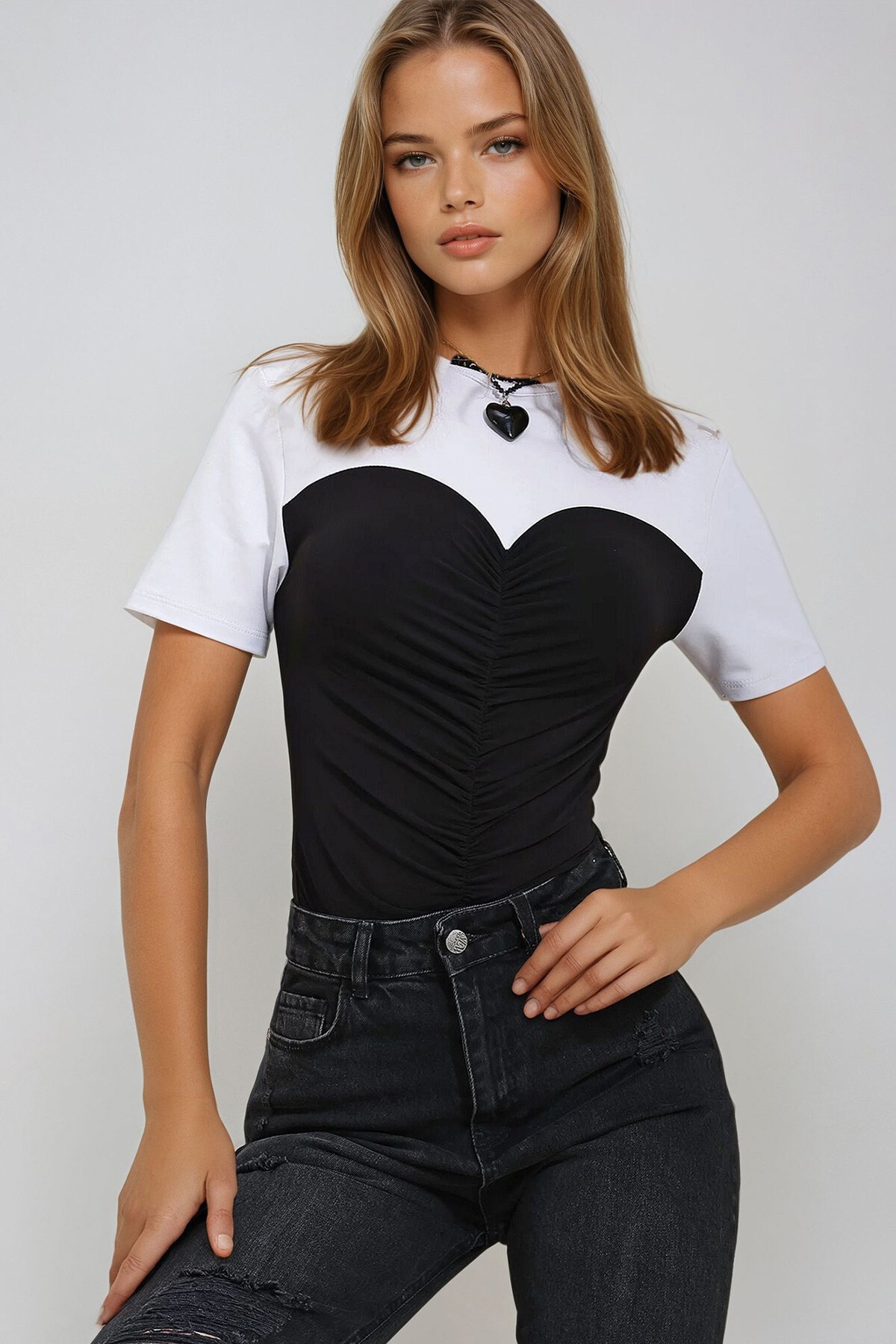 Siyah Bisiklet Yaka Önü Drapeli Renk Bloklu Sandy Bluz