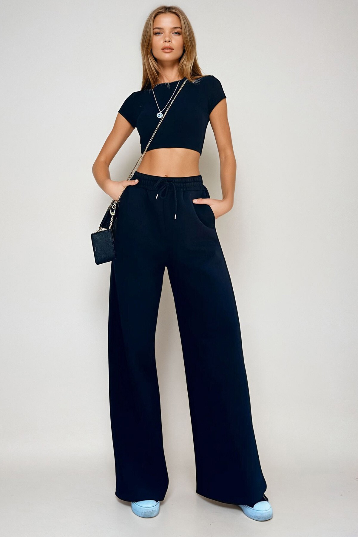 Siyah Çift Cepli İçi Şardonlu 3 İplik Palazzo Pantolon