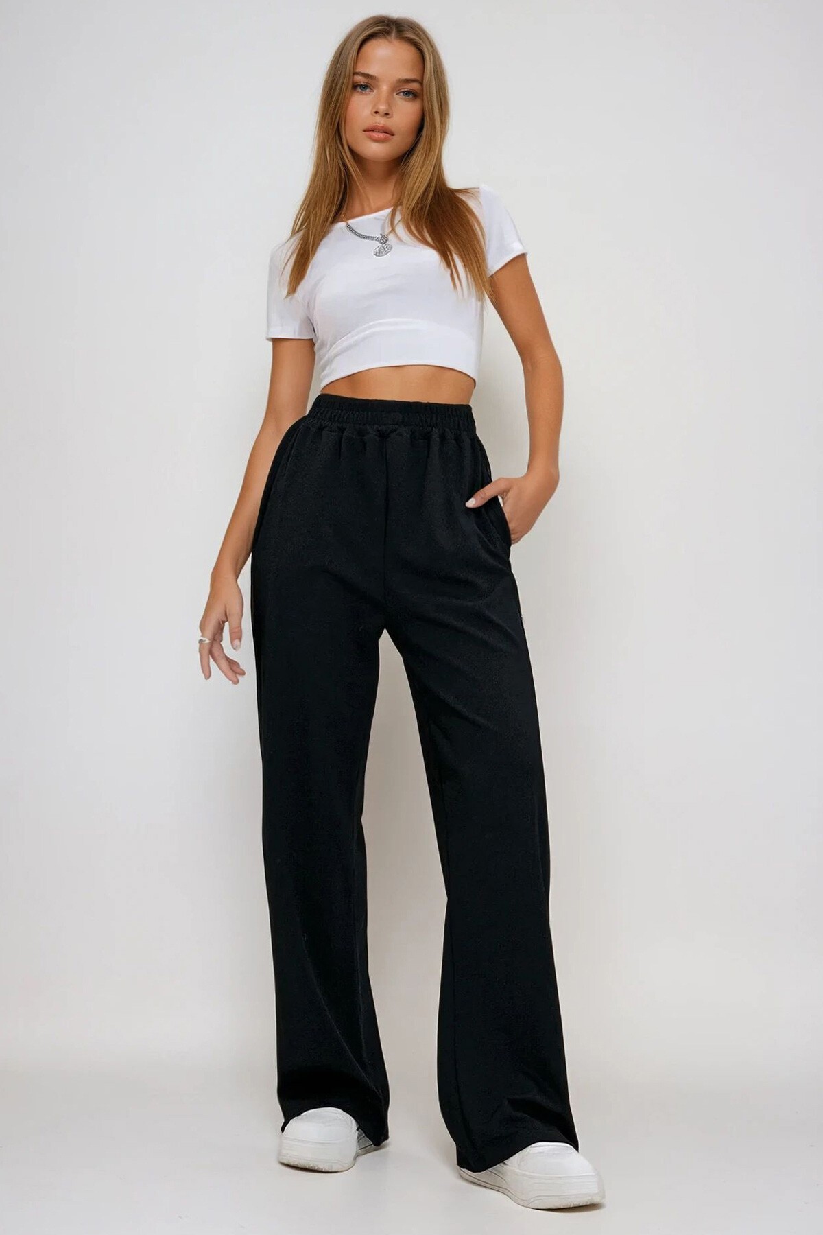 Siyah Çift Cepli Lastikli Yanları Şeritli Wide Leg Pantolon