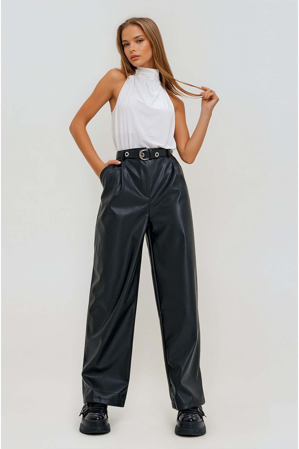 Siyah Çift Cepli Suni Deri Palazzo Pantolon
