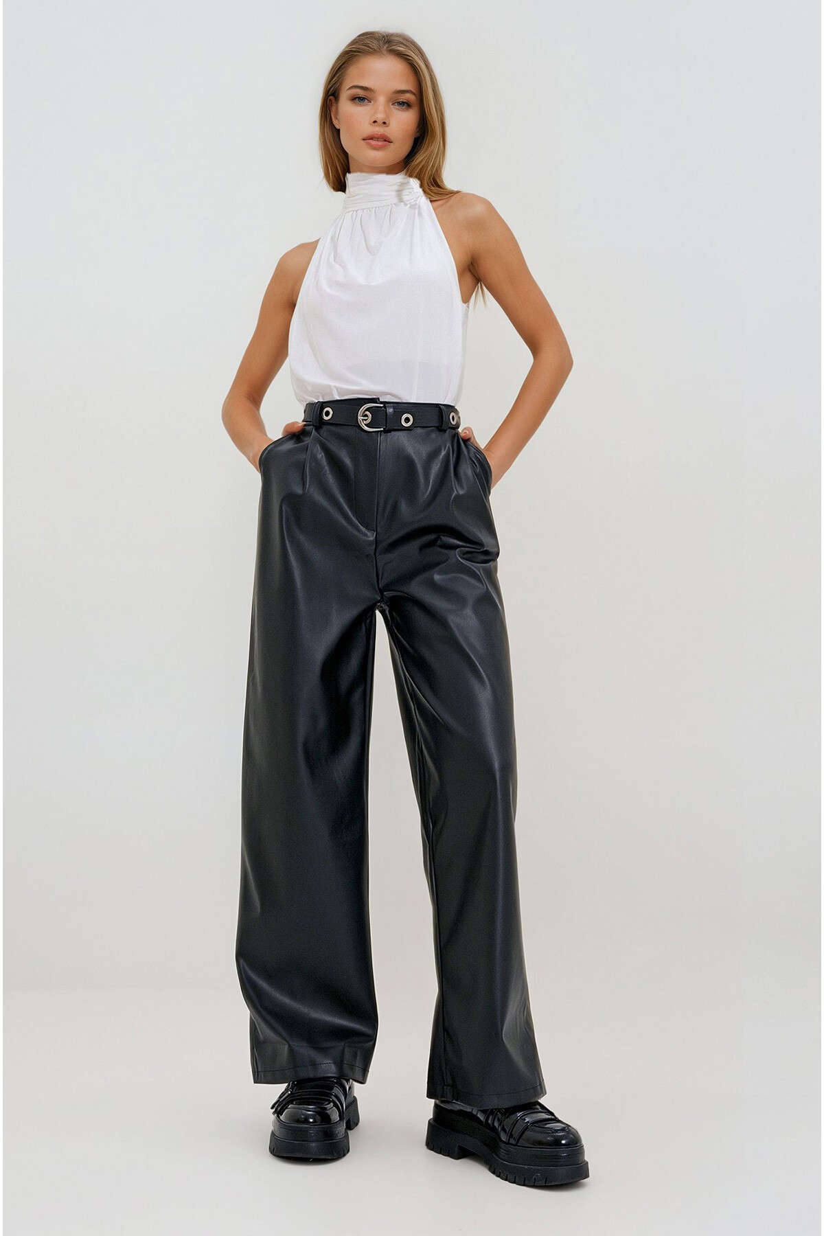 Siyah Çift Cepli Suni Deri Palazzo Pantolon
