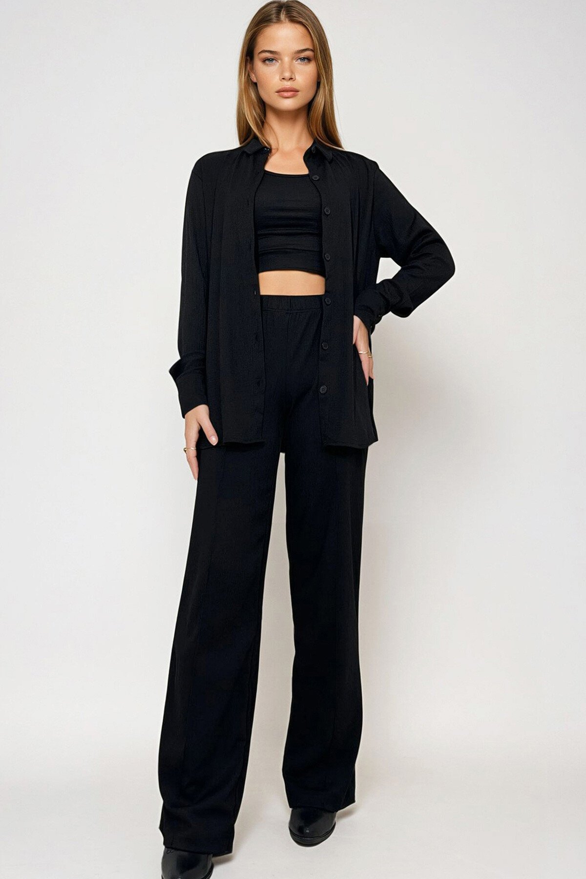 Siyah Crop Atlet Gömlek Ve Pantolonlu Takım