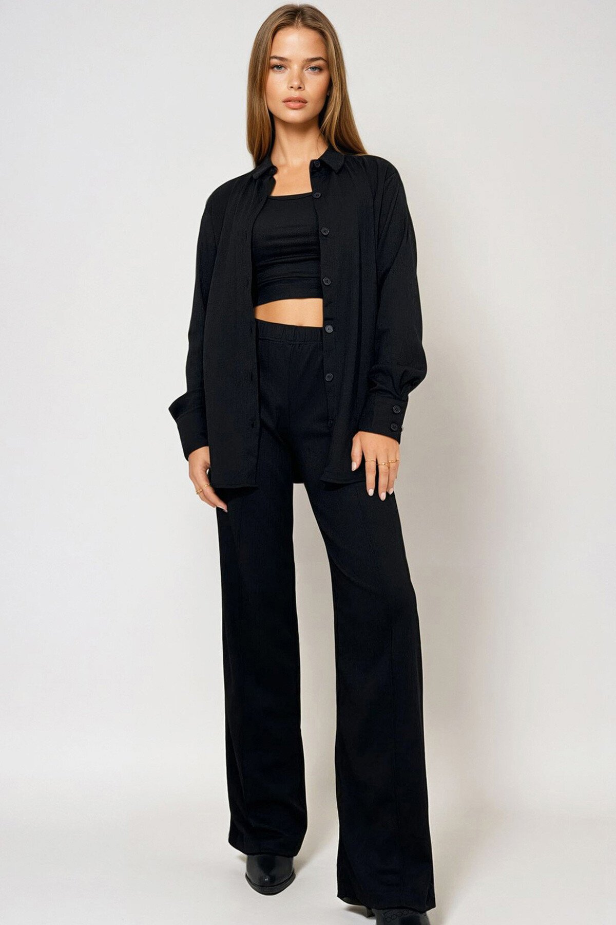 Siyah Crop Atlet Gömlek Ve Pantolonlu Takım