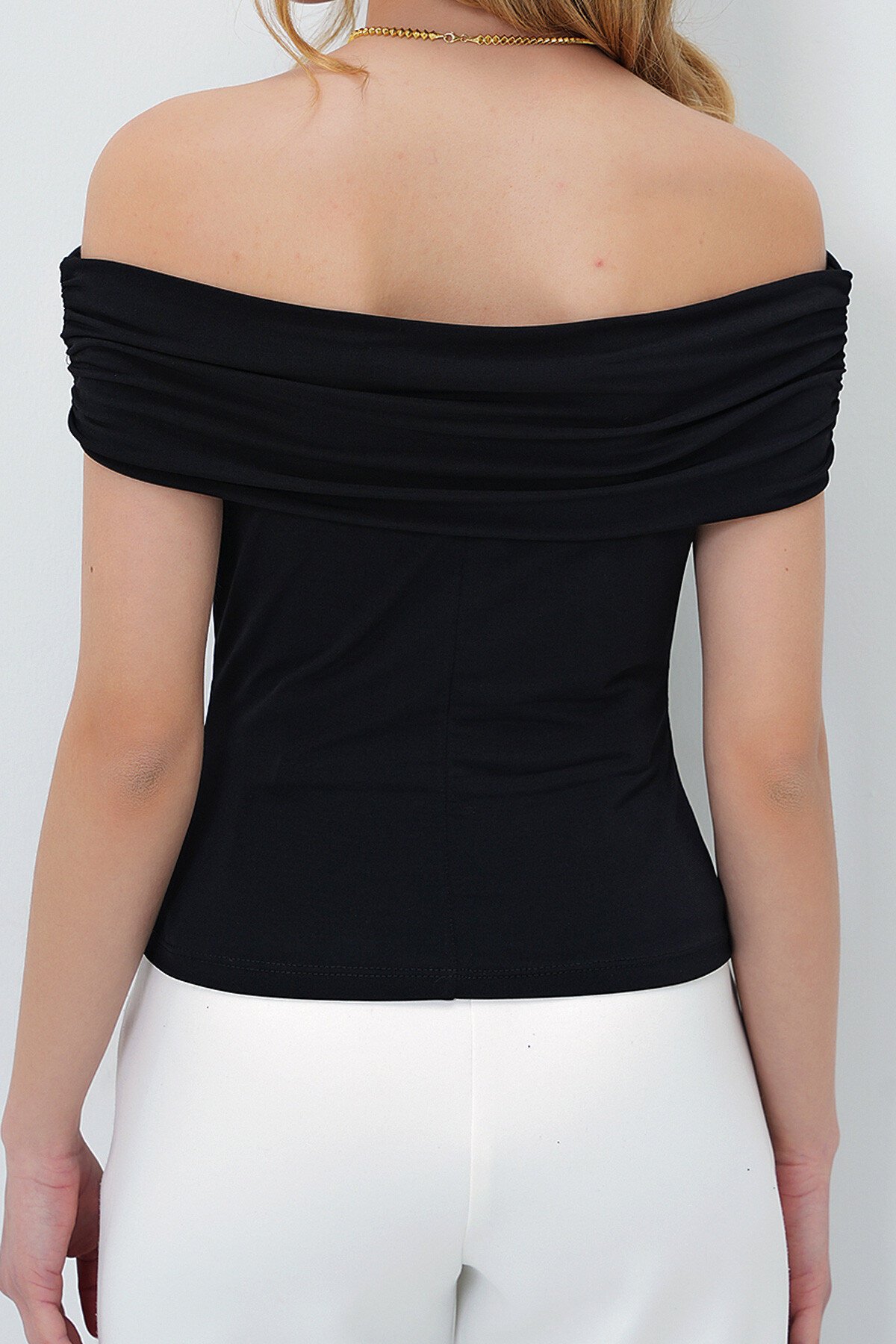 Siyah Madonna Yaka Yanları Drapeli Kolsuz Sandy Bluz