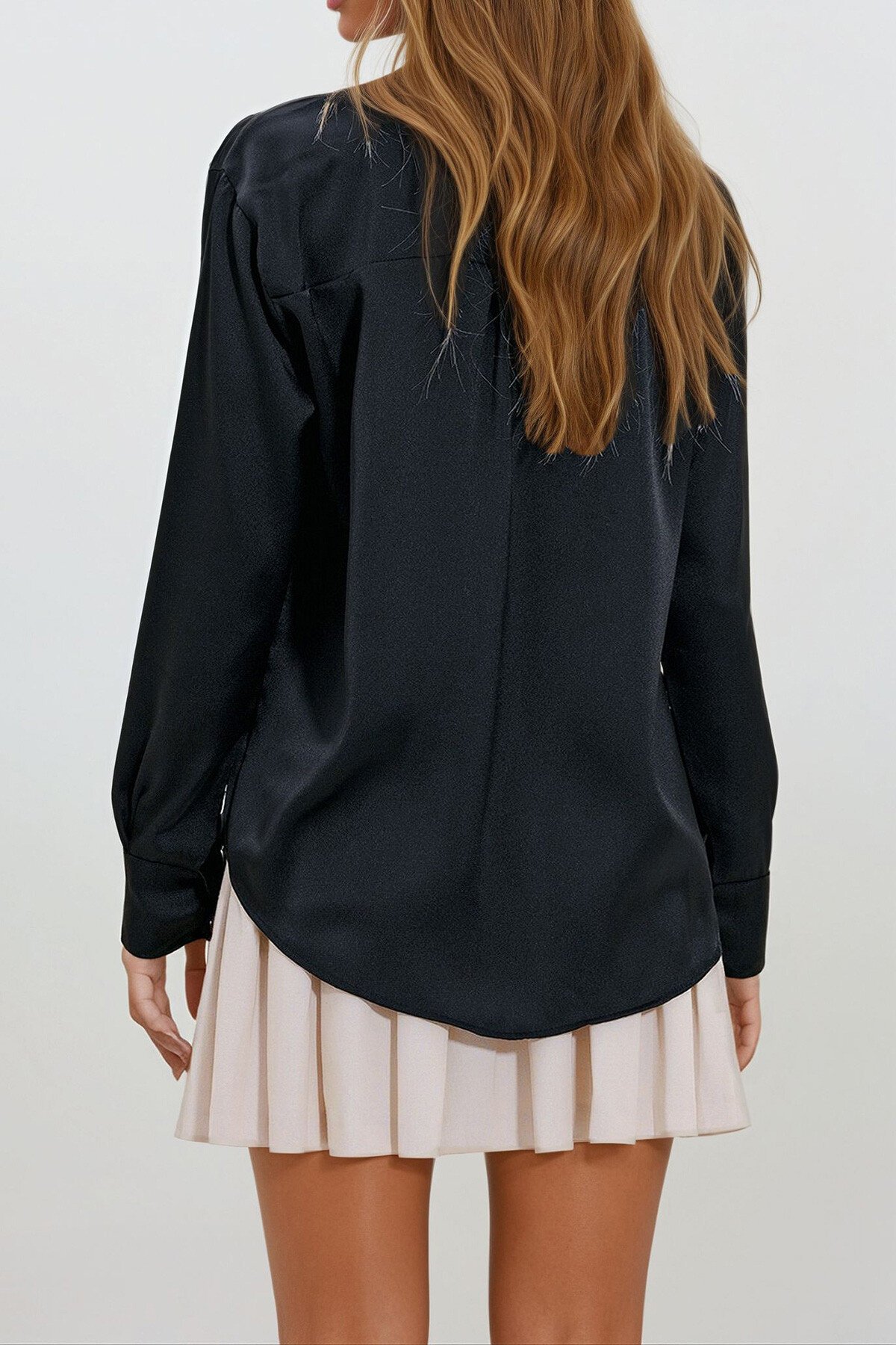 Siyah Rahat Kesim Saten Dokuma Gömlek