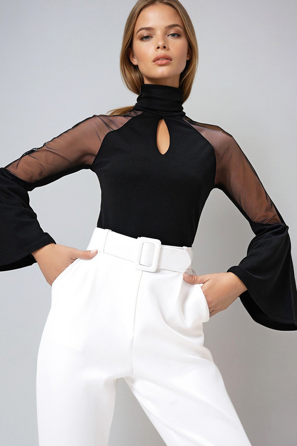 Siyah Şal Yaka Damla Dekolteli Tül Detaylı İspanyol Kol Örme Crep Bluz