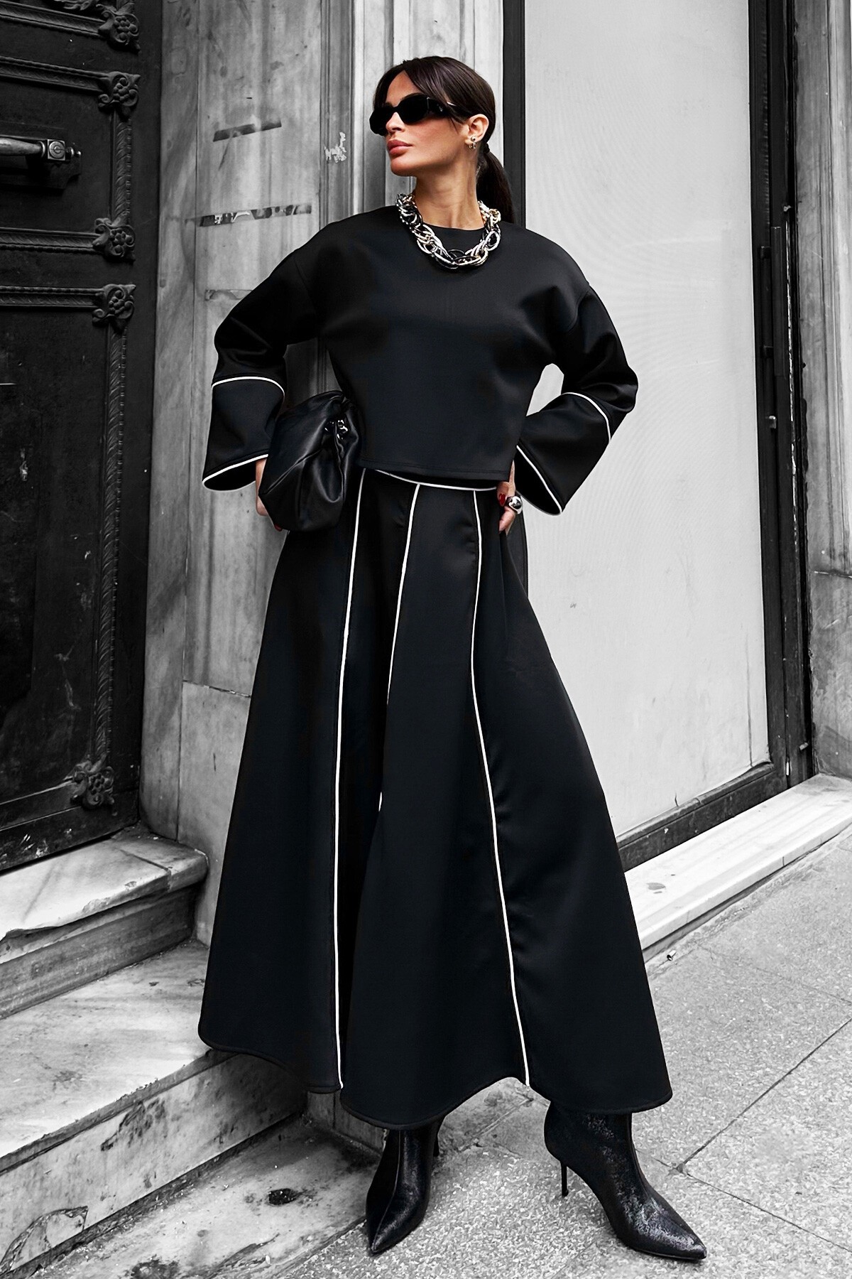 Siyah Scuba Bluz Ve Etek Takım