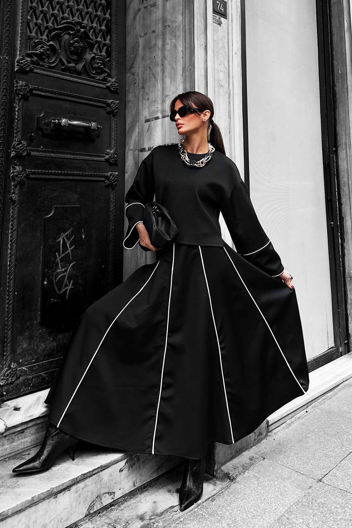 Siyah Scuba Bluz Ve Etek Takım