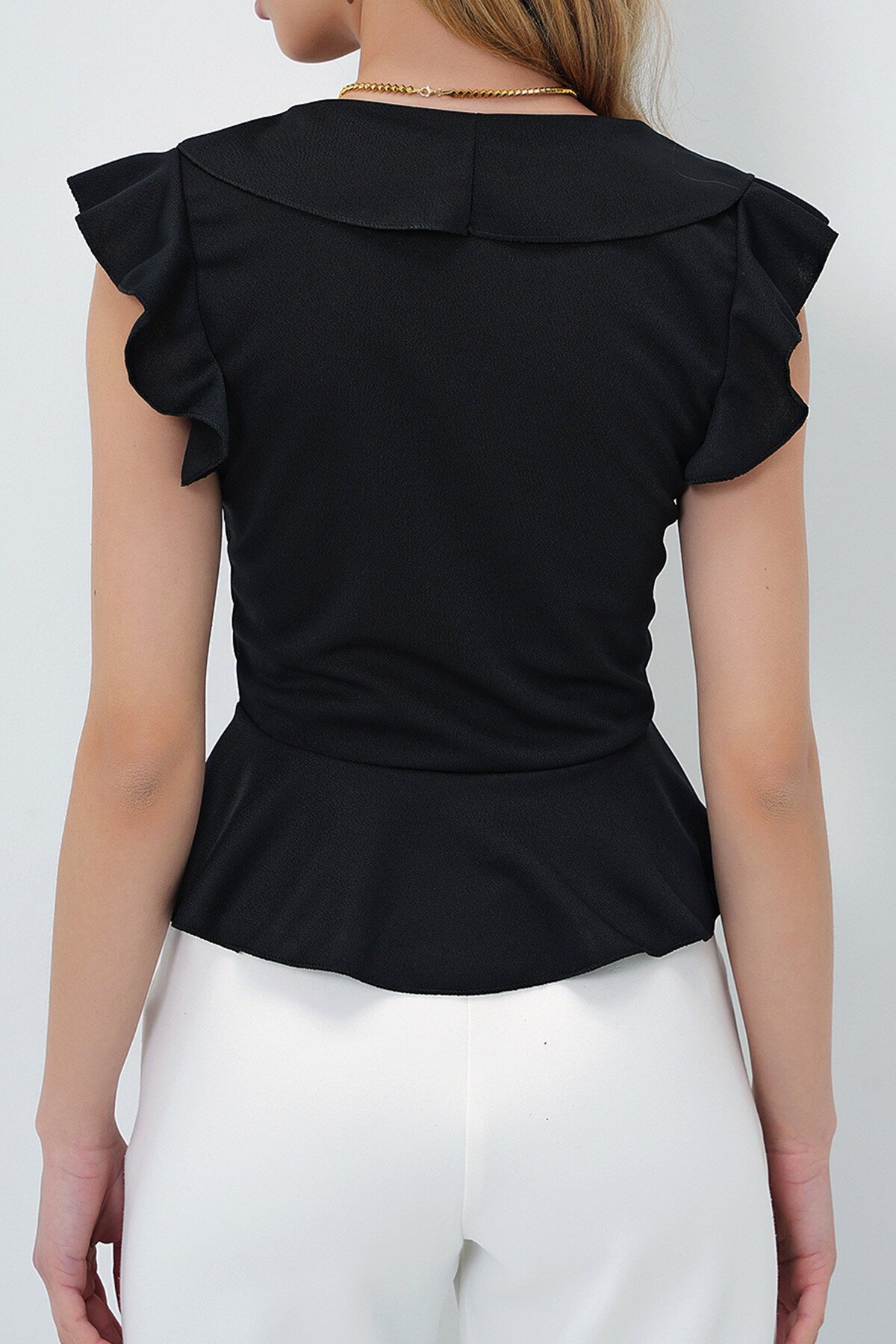 Siyah Yakası Fırfırlı Bel Kısmı Volanlı Örme Crep V Yaka Yazlık Bluz