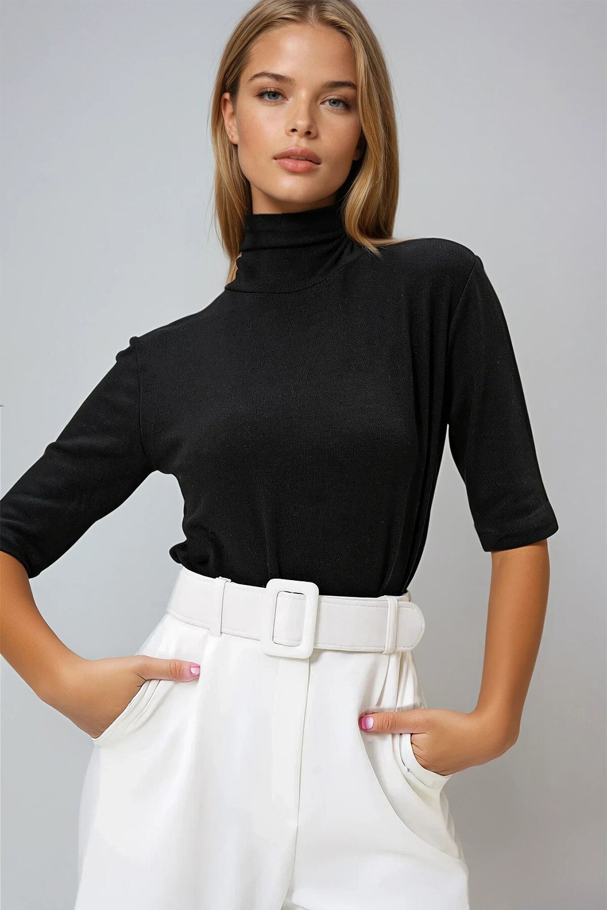 Siyah Yarım Balıkçı Yaka Yarım Kol Triko Bluz