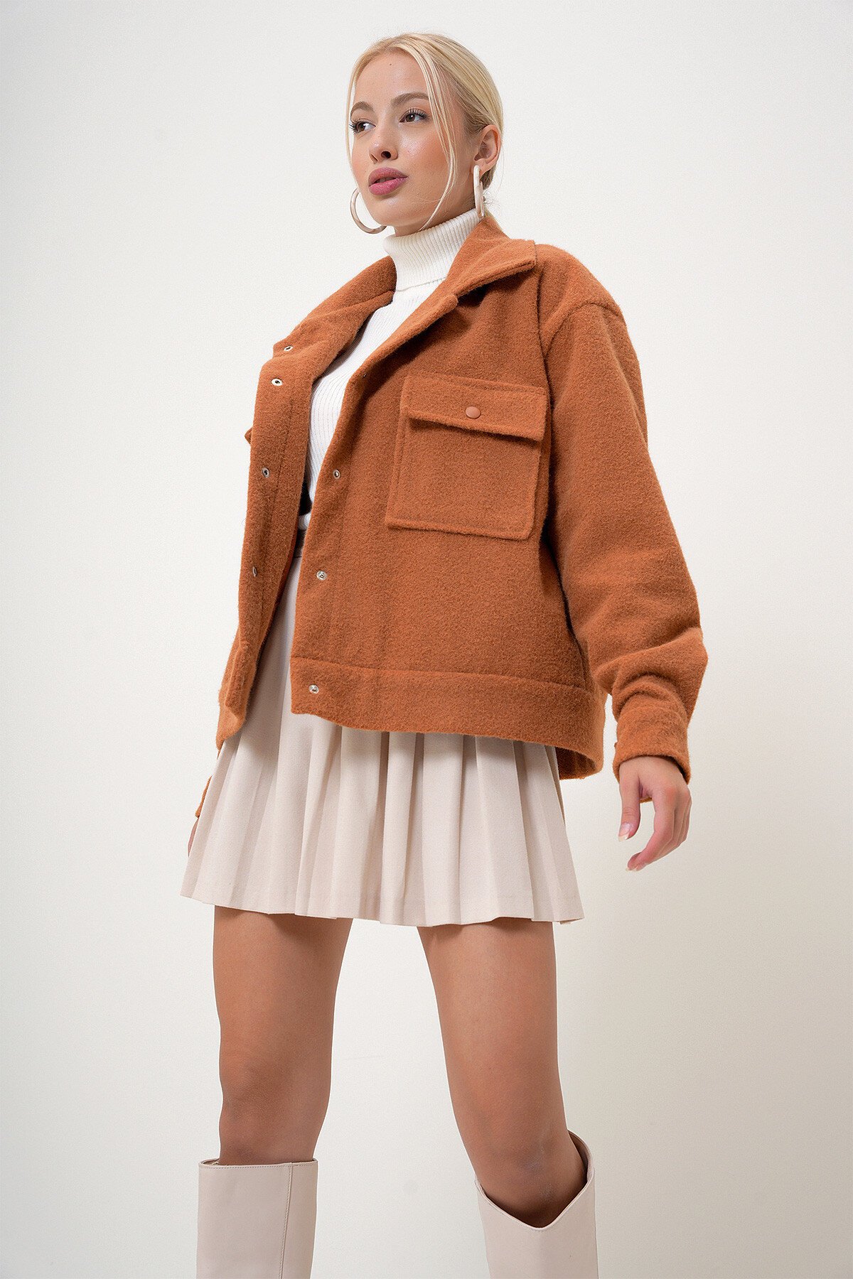 Tarçın Çift Cepli Çıt Çıt Kapamalı Kaşmir Mont