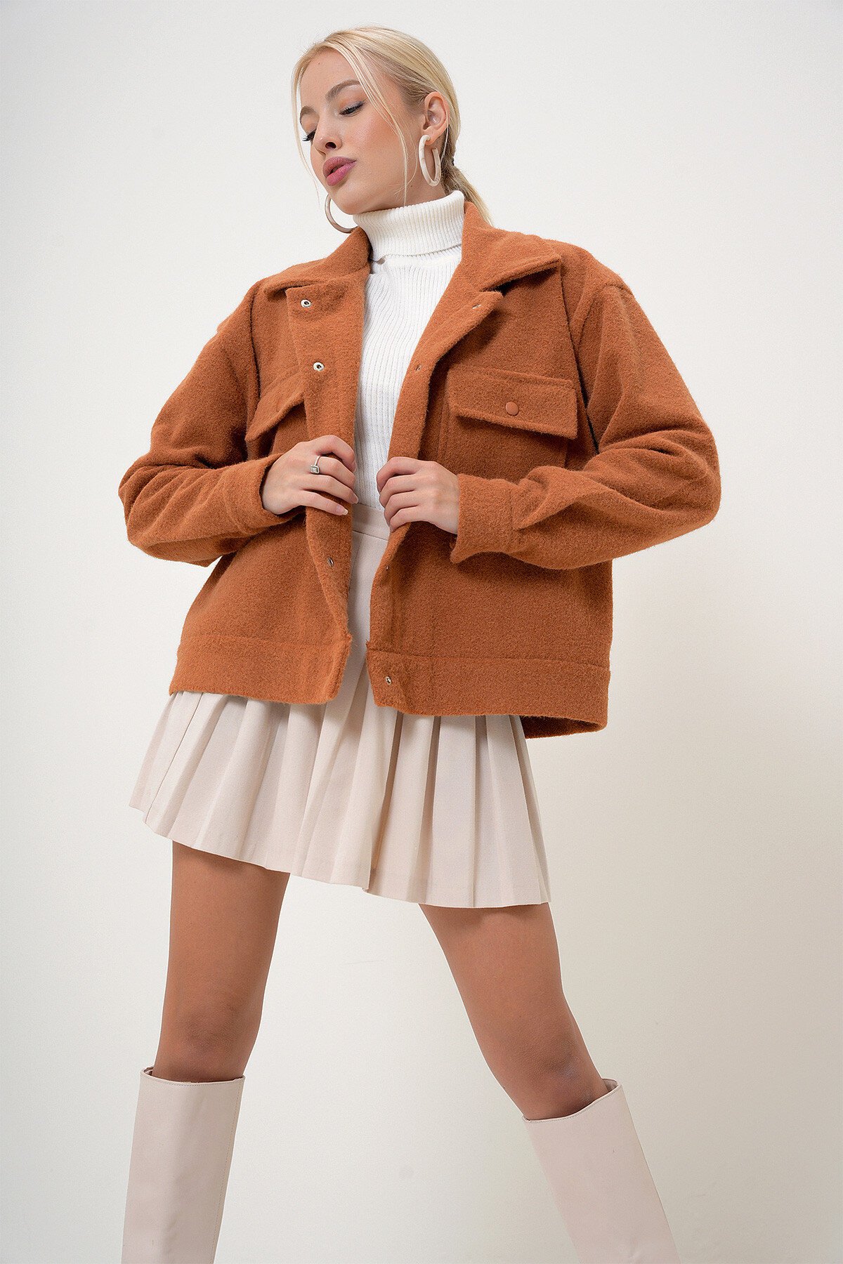 Tarçın Çift Cepli Çıt Çıt Kapamalı Kaşmir Mont