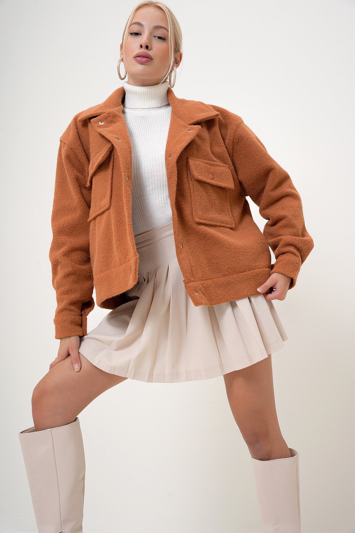 Tarçın Çift Cepli Çıt Çıt Kapamalı Kaşmir Mont