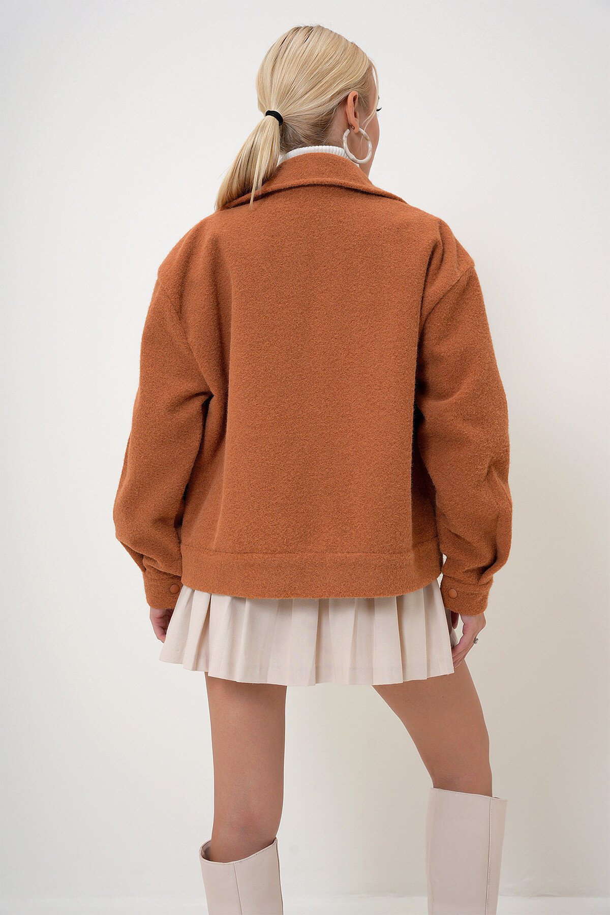 Tarçın Çift Cepli Çıt Çıt Kapamalı Kaşmir Mont